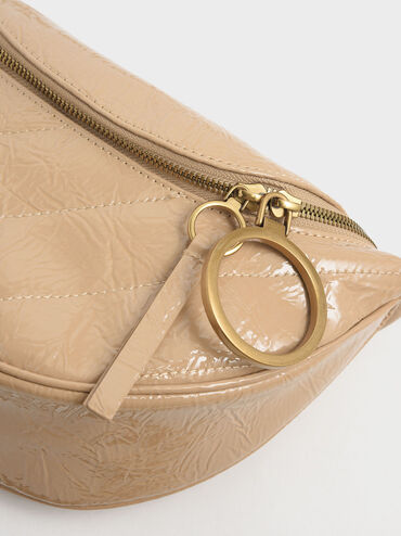 Bandolera semicircular Philomena de charol arrugado, Beige, hi-res