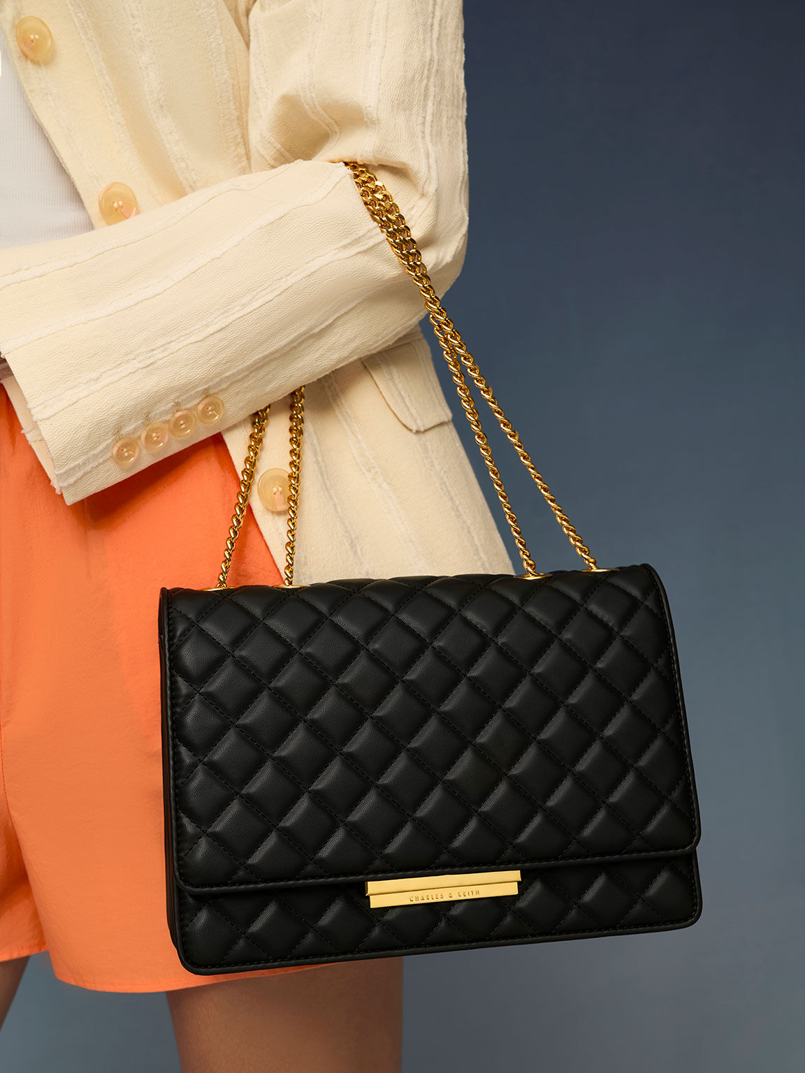 Bolso acolchado con asa de cadena doble, Negro, hi-res