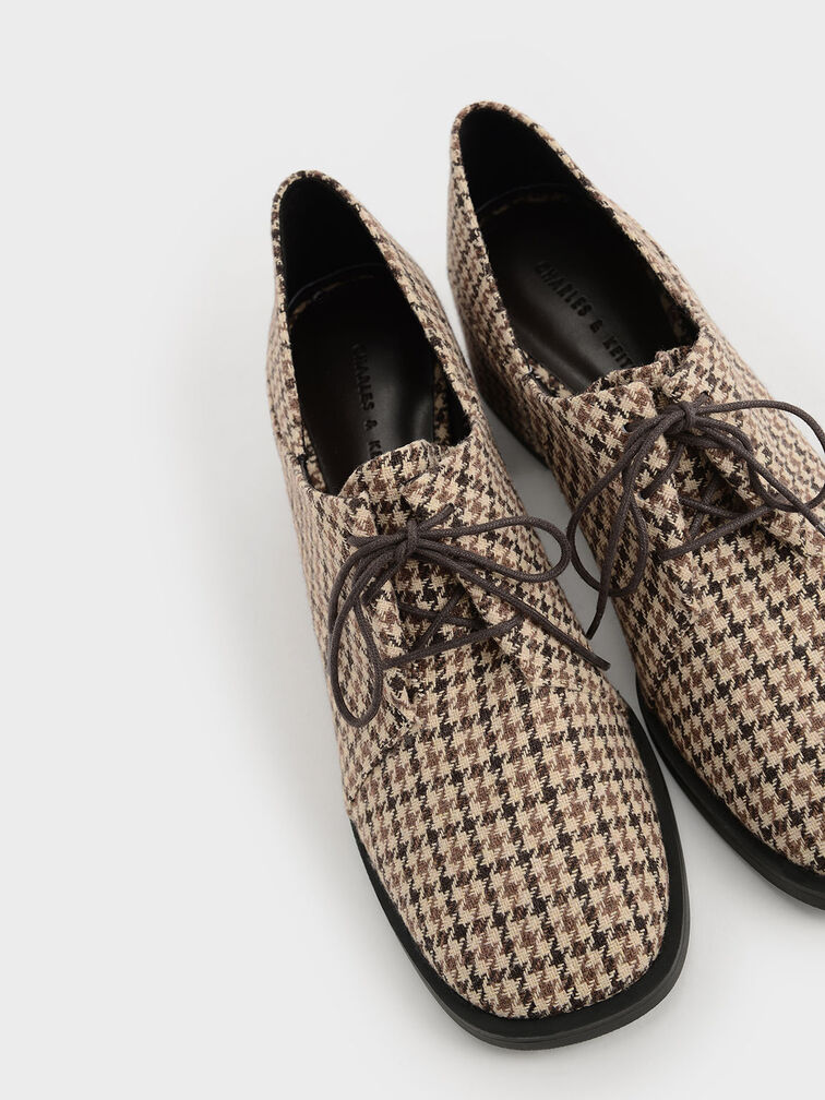 Houndstooth-Print Step-Back Oxford Pumps, Multi, hi-res