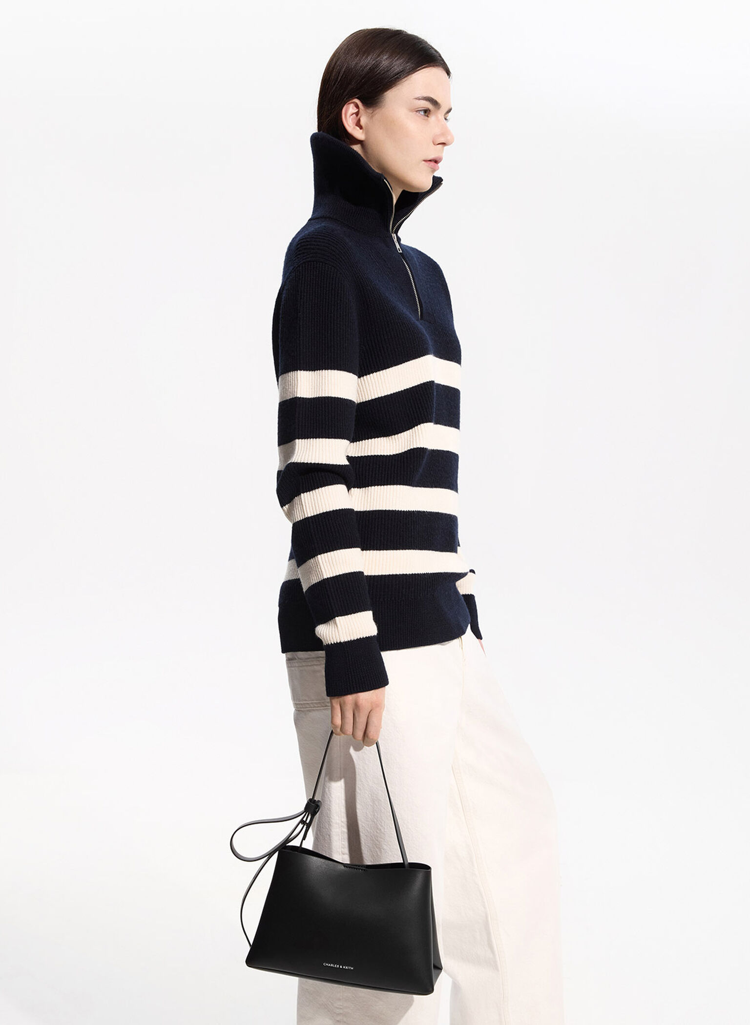 Odella Trapeze Bucket Bag, Noir, hi-res