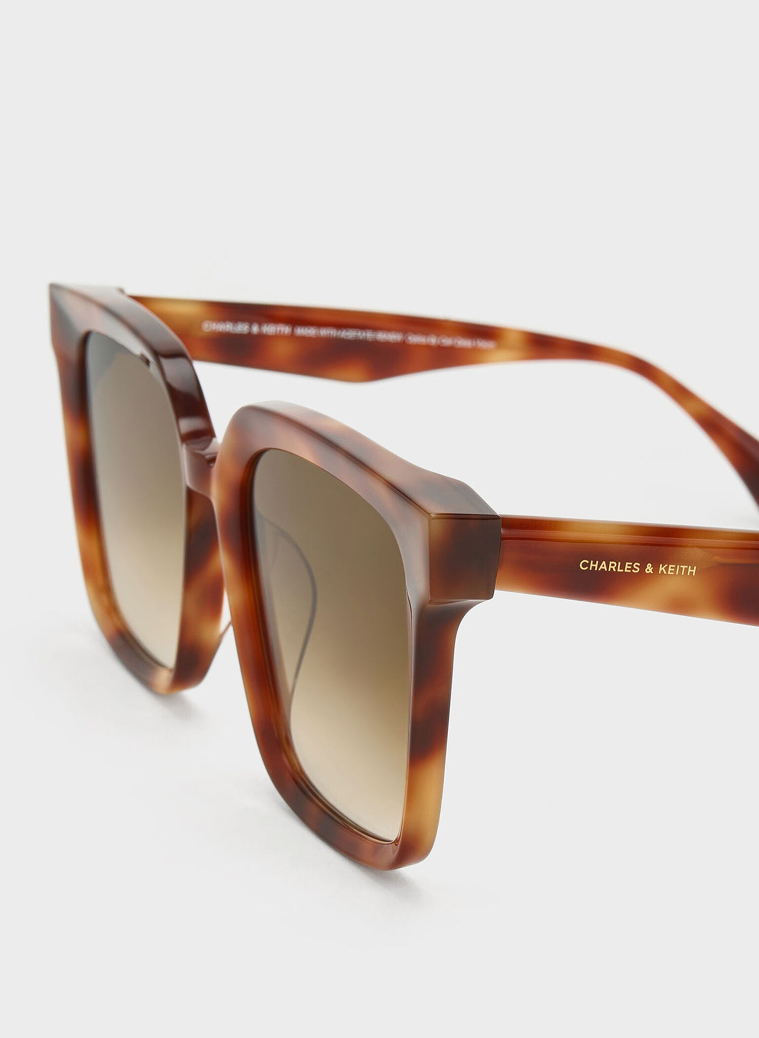 Tortoiseshell Recycled Acetate Classic Square Sunglasses, T. Shell, hi-res