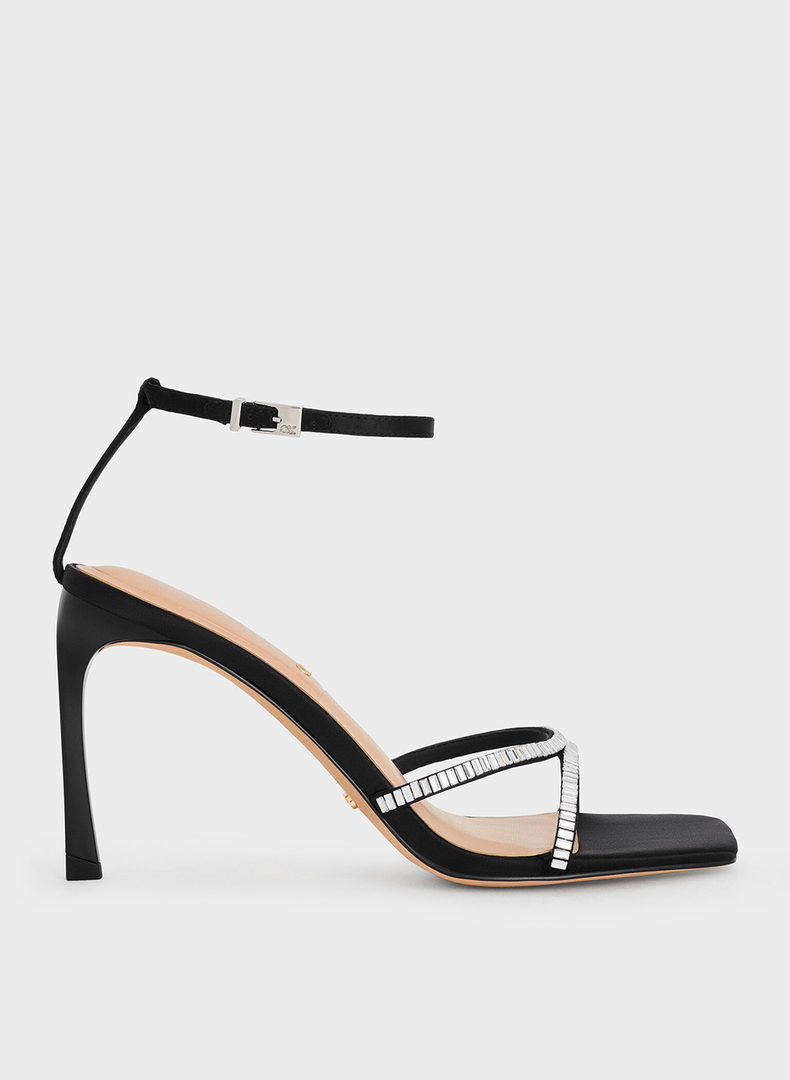 Sandalias tipo pulsera de poliéster reciclado con adornos de cristal, Negro texturizado, hi-res