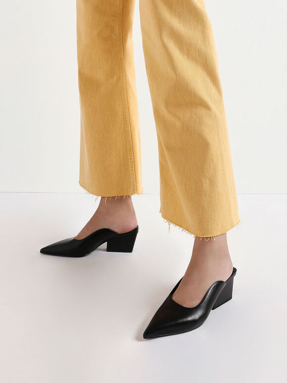 charles and keith black wedges