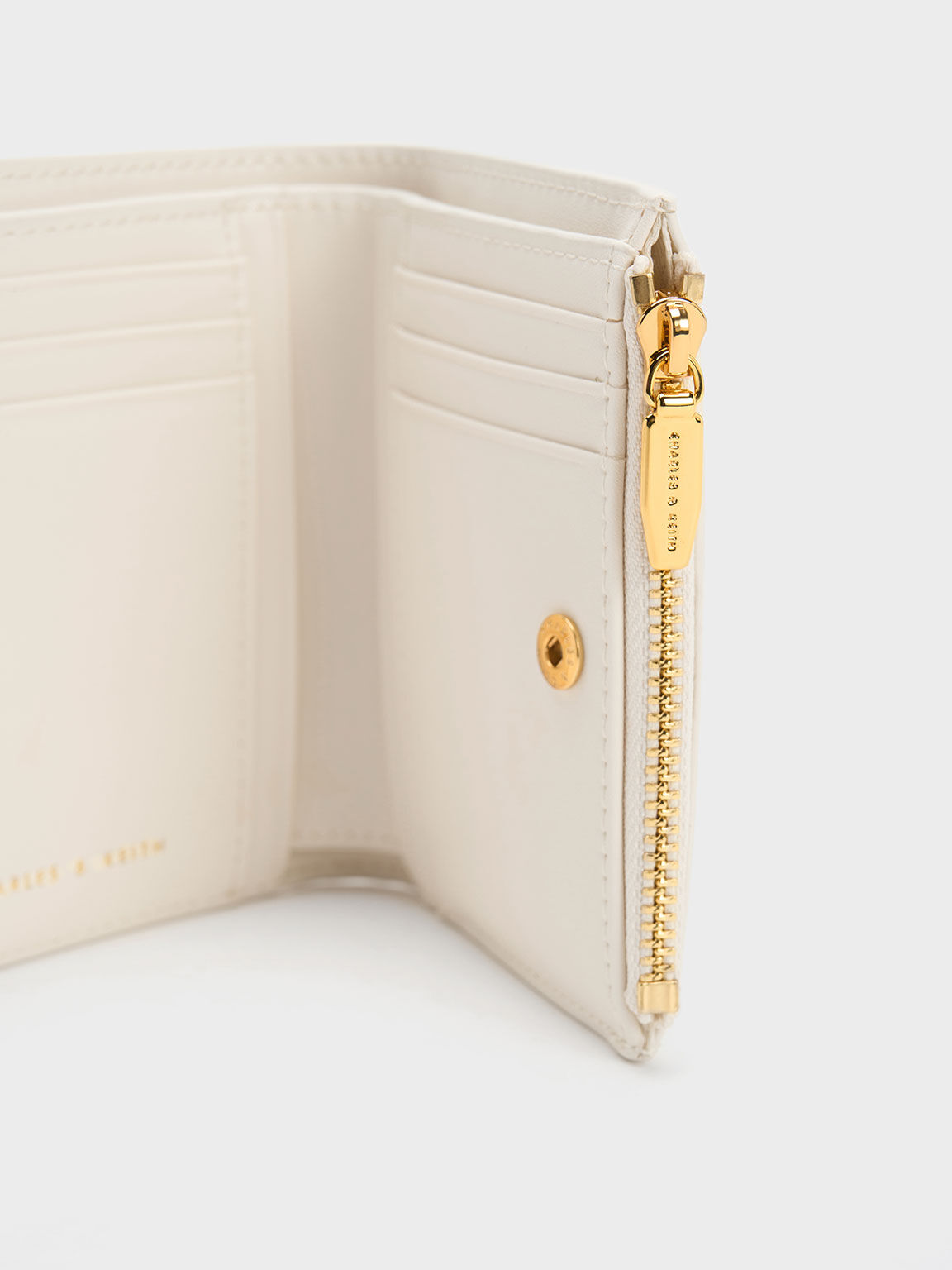 Cartera pequeña Harmonee con cremallera, Crema, hi-res