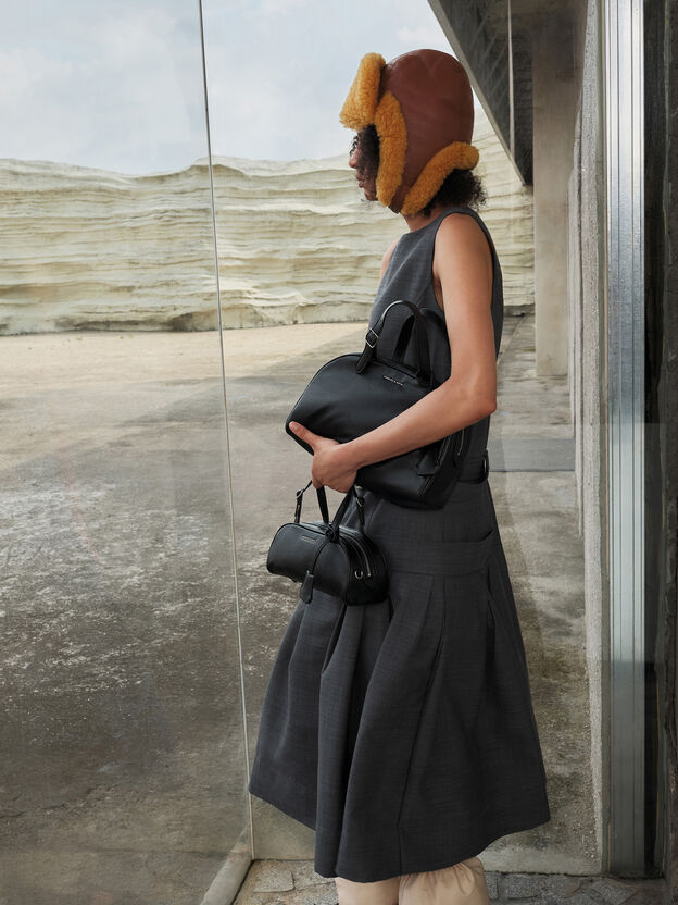 Vega Elongated Bowling Bag, Noir, hi-res