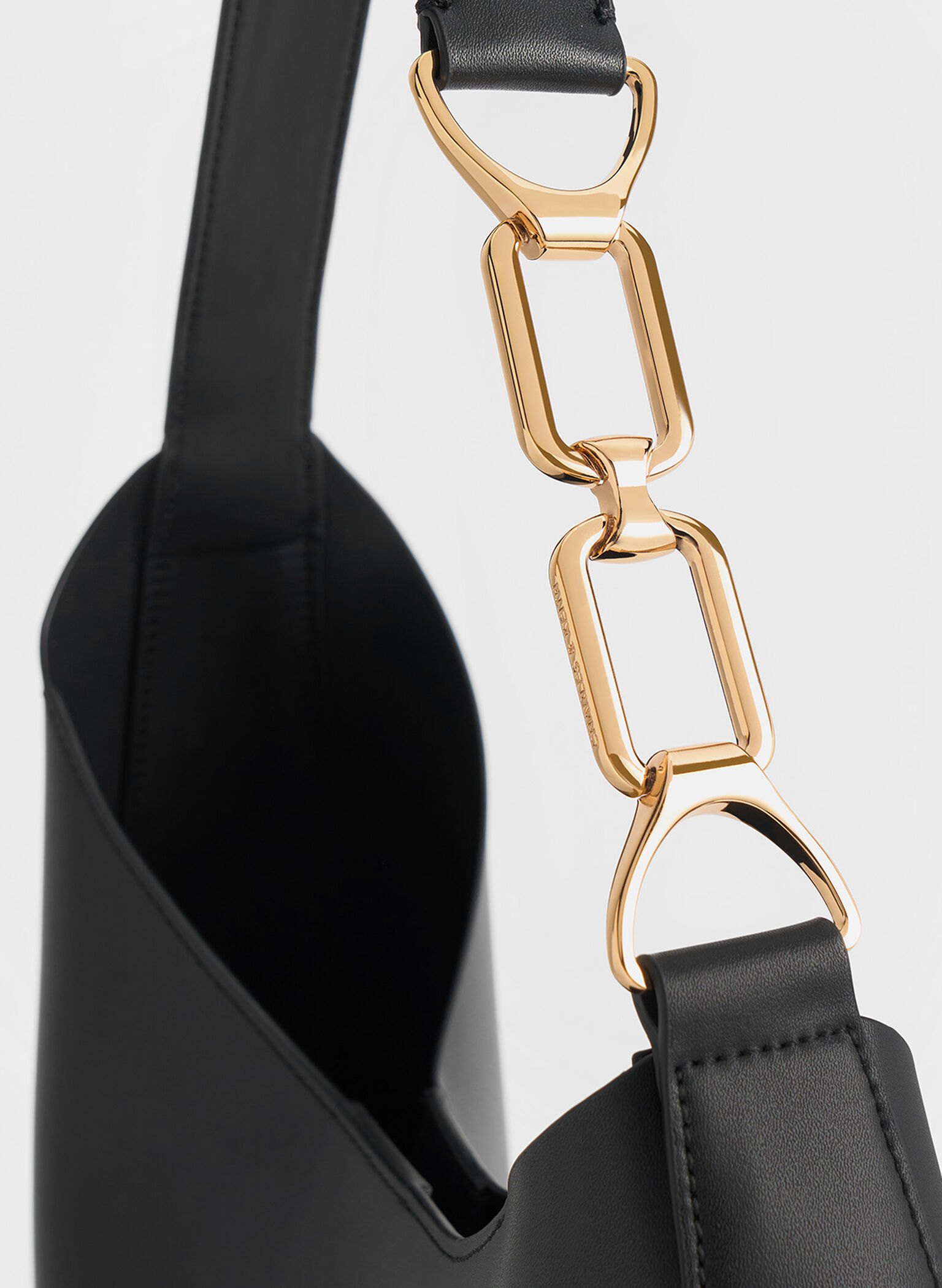 Bolso hobo holgado Agatha con cadena, Negro, hi-res