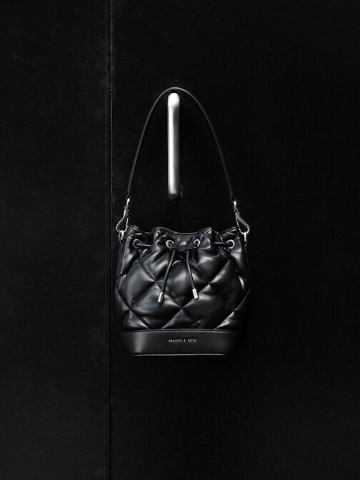 Lin Quilted Bucket Bag, Noir, hi-res