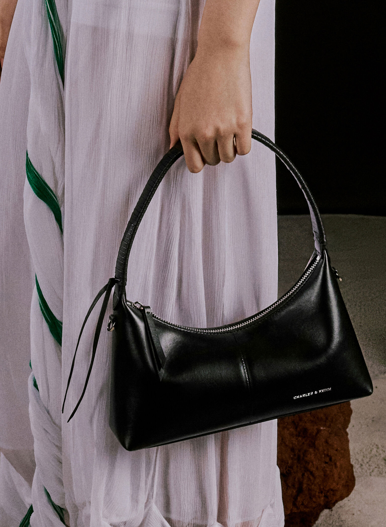 Simone Shoulder Bag, Noir, hi-res