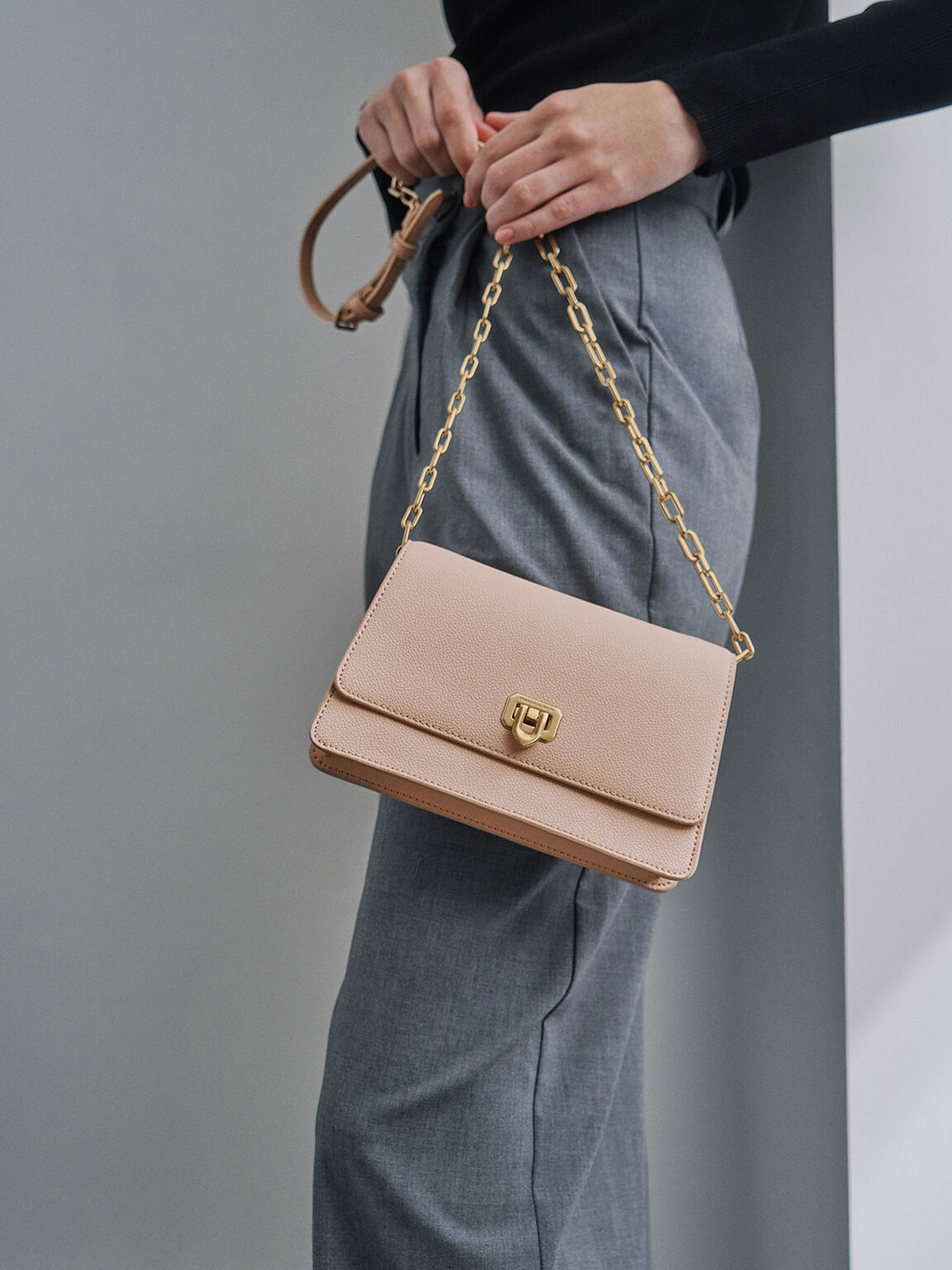 Double Chain Link Push-Lock Bag, Nude, hi-res