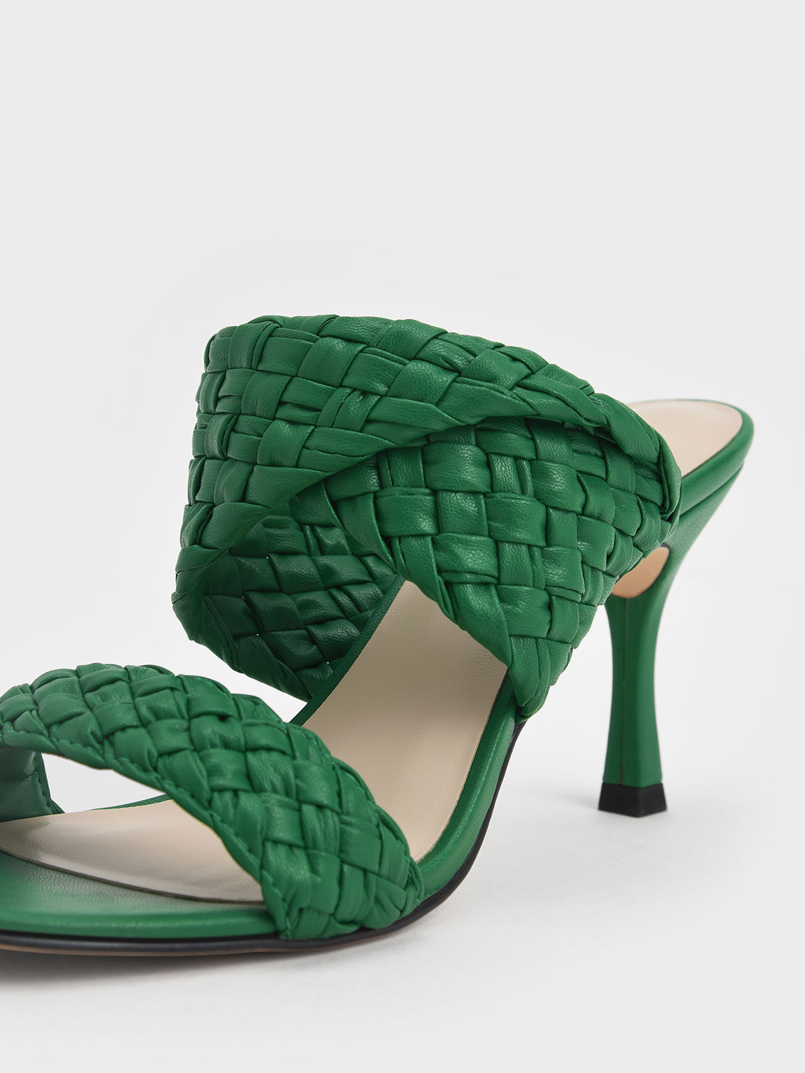 Vintage 40s 50s Emerald Green Snakeskin Pointy Toe Stiletto Heels | 100% |  The Vault 1969 | San Diego, CA | Stiletto heels, Heels, Designer pumps