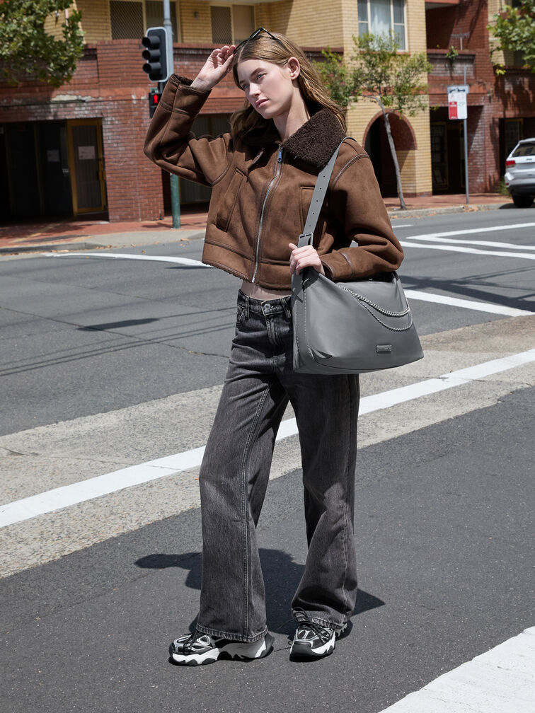 Bolso holgado de nylon con cadena, Gris, hi-res