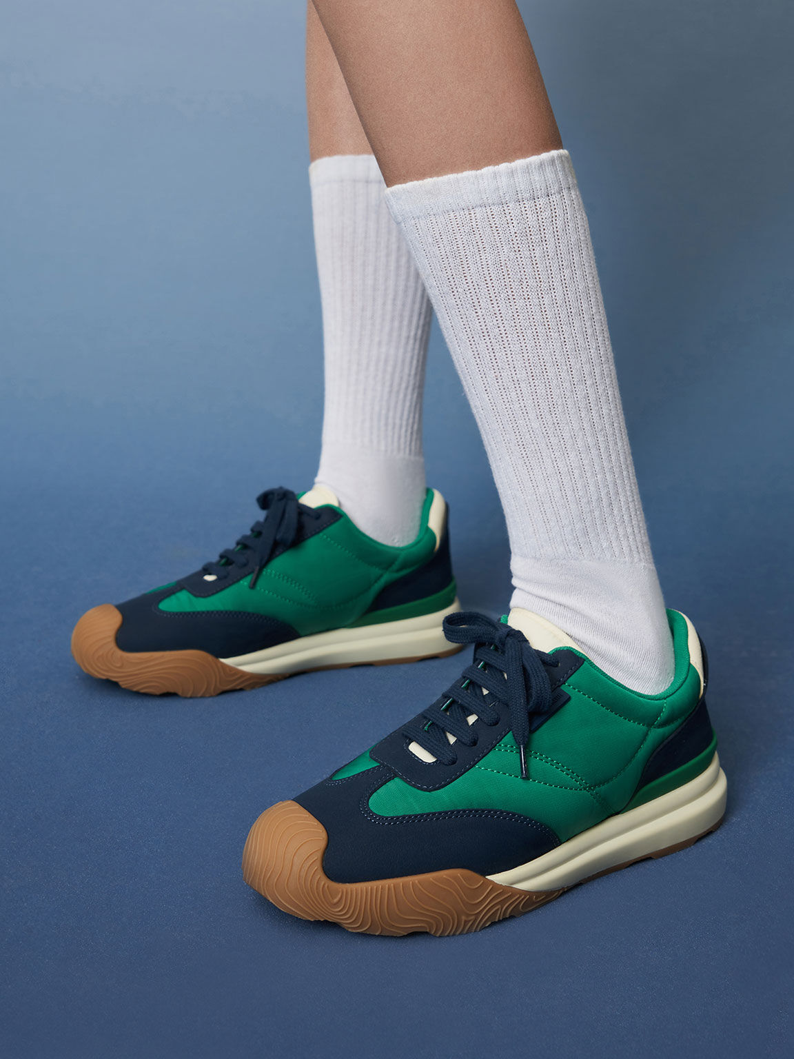 Zapatillas bajas de microfibra y nailon, Green, hi-res