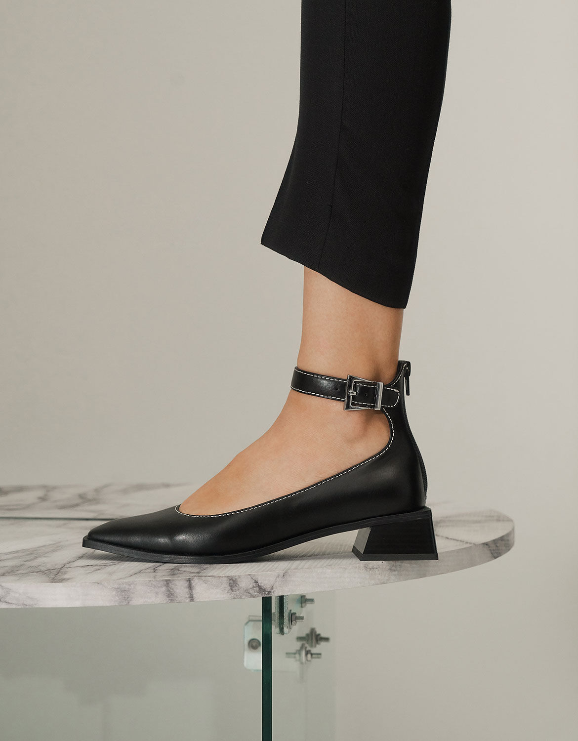 square toe pumps