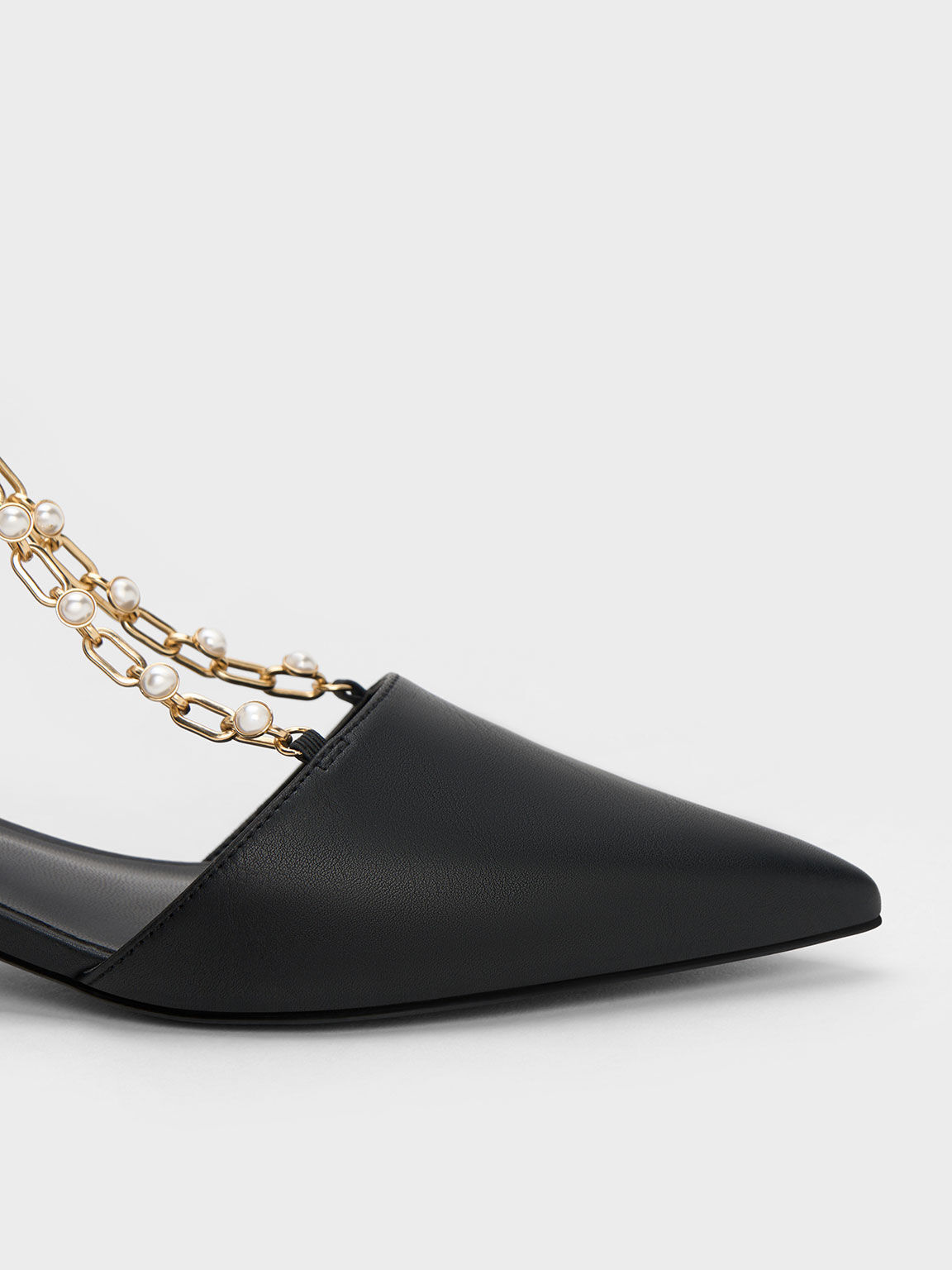 Zapatos de tacón D'Orsay con cadena metálica y cuentas, Negro, hi-res