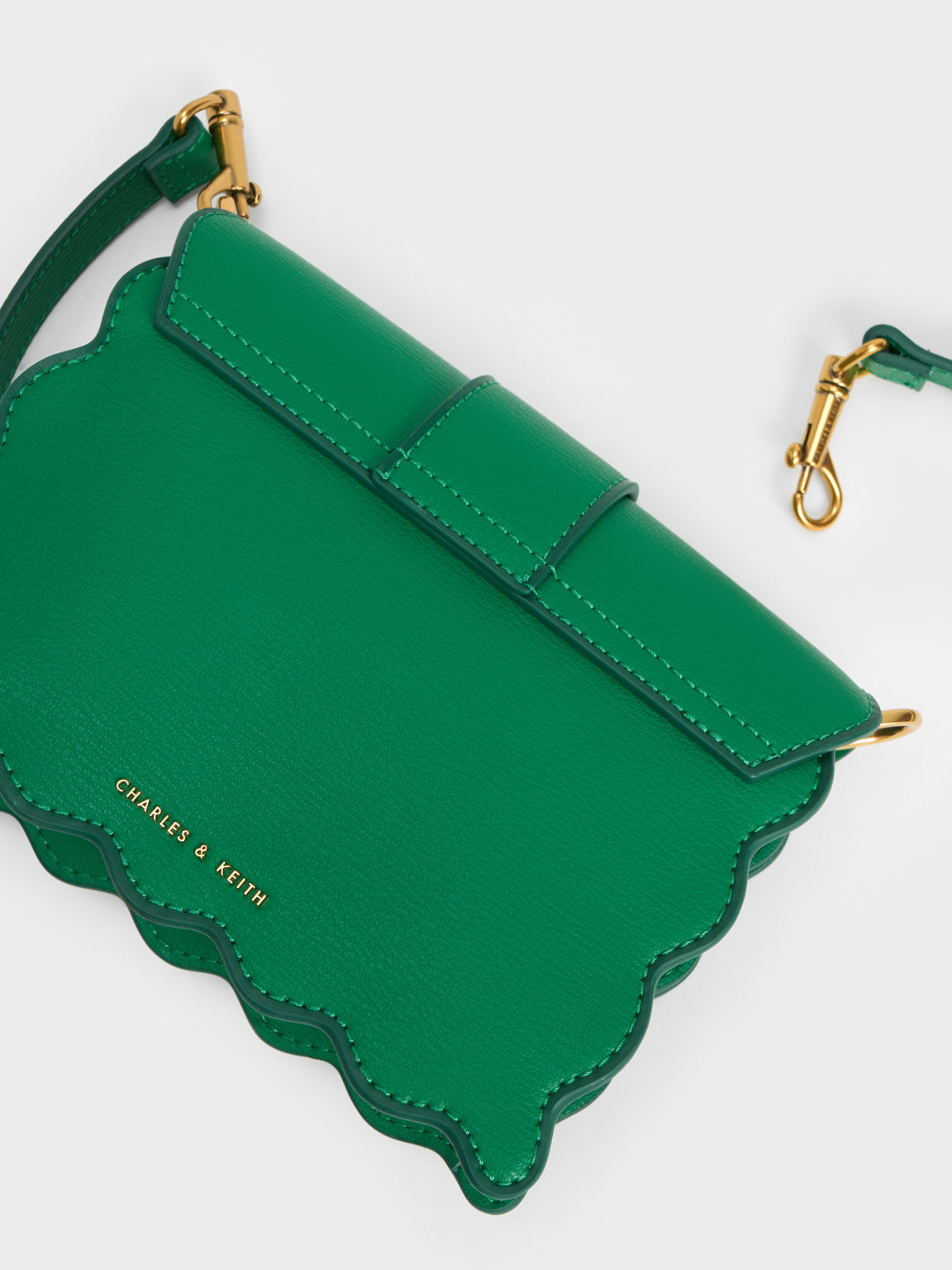 Waverly Scallop-Trim Bag, Green, hi-res