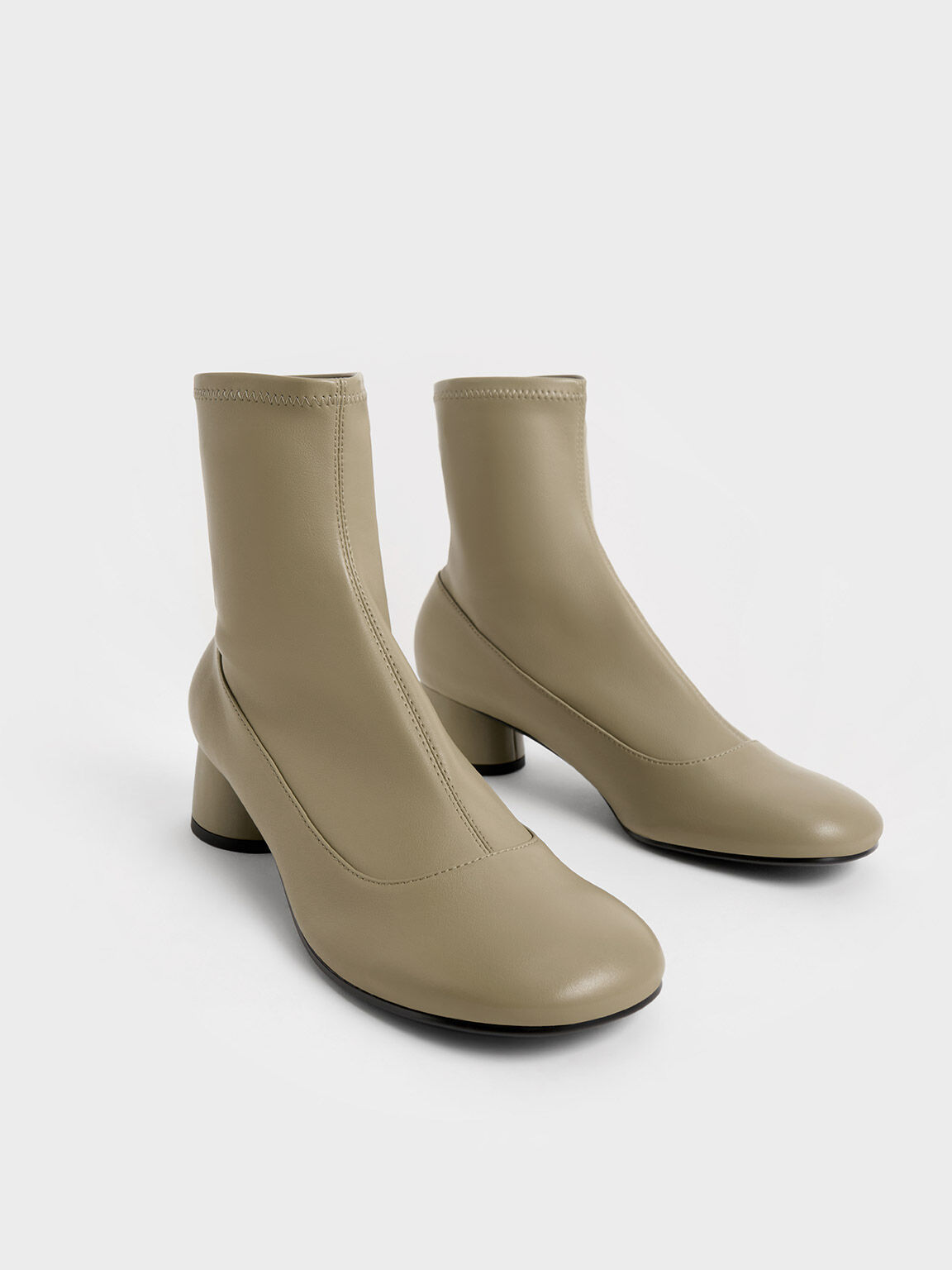 Stitch Trim Cylindrical Heel Ankle Boots Olive