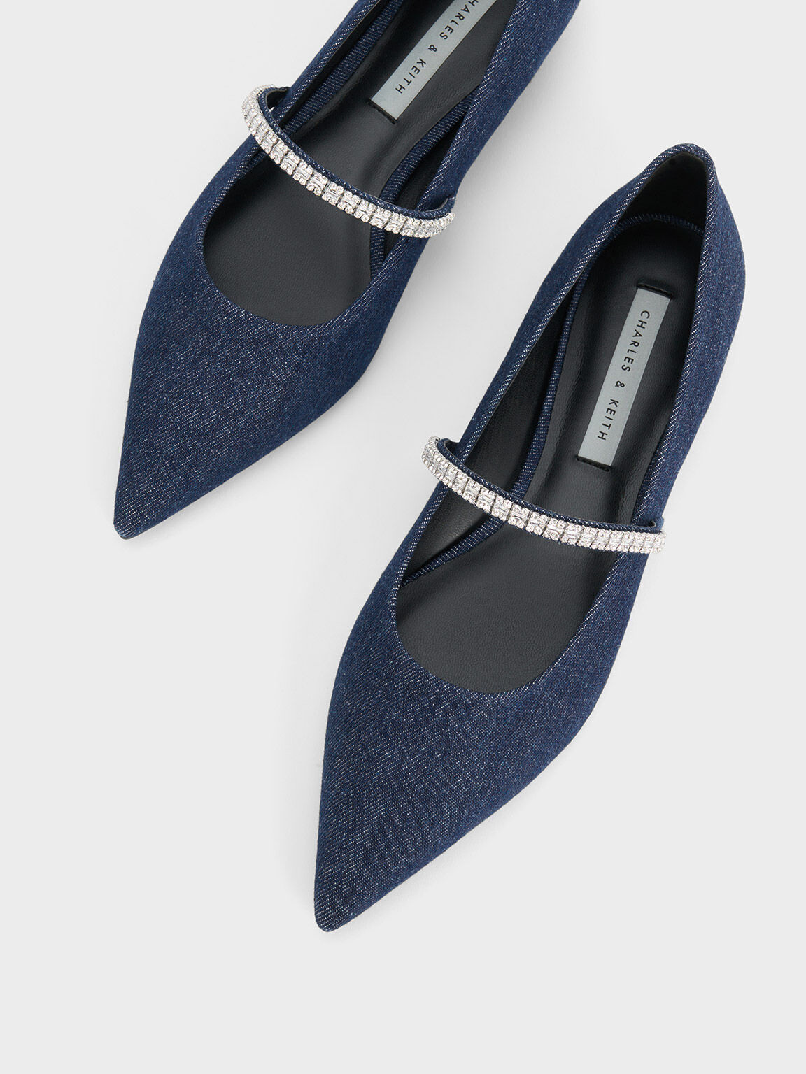 Kasut charles sales and keith