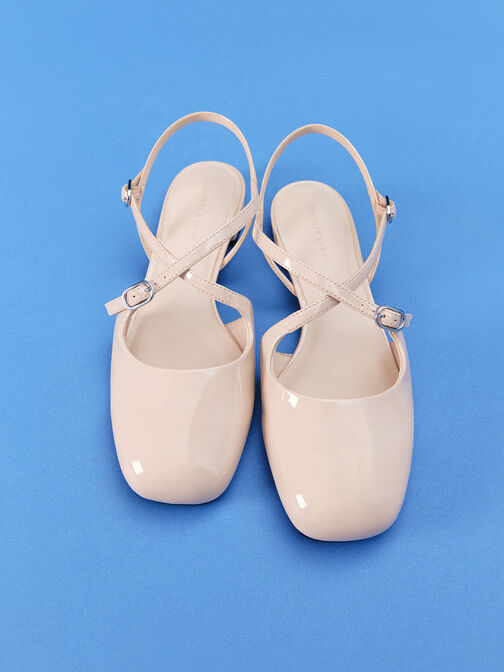 Slingbacks planos de charol con hebilla cruzada, Nude, hi-res