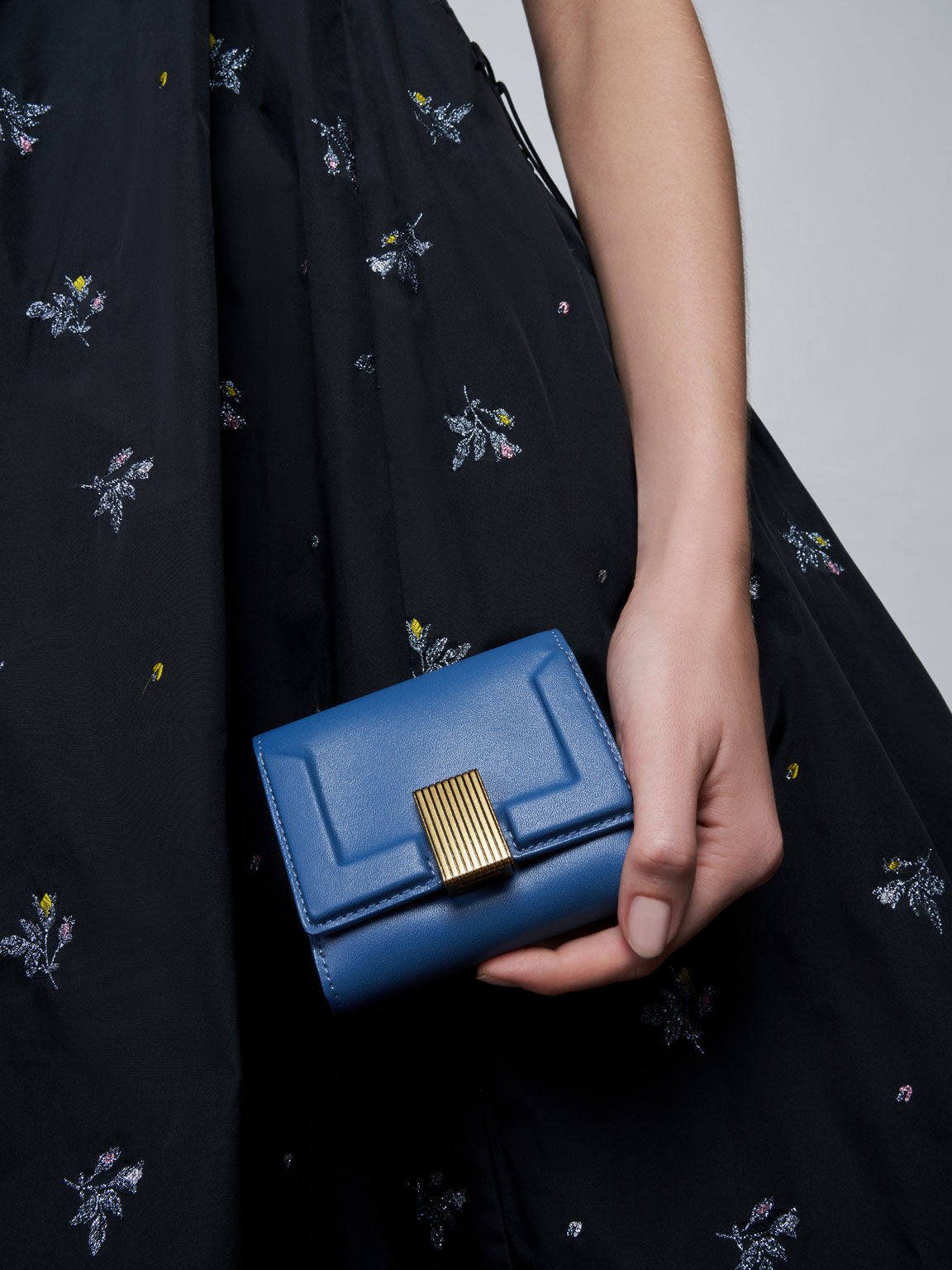 Edna Metallic Turn-Lock Short Wallet, Blue, hi-res