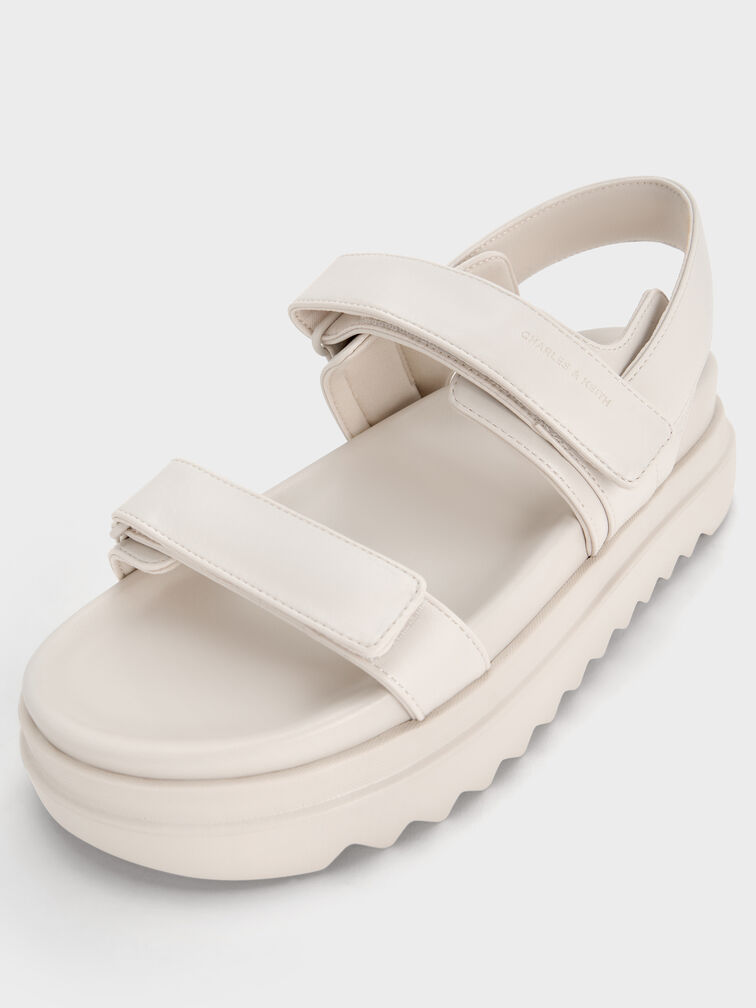 Sandalias con plataforma plana de suela estriada y doble tira, Crema, hi-res