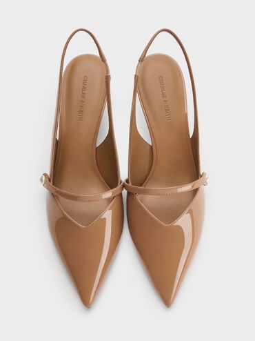 Zapatos de tacón bajo con tira trasera y hebilla de perla de charol Helena, Caramelo, hi-res