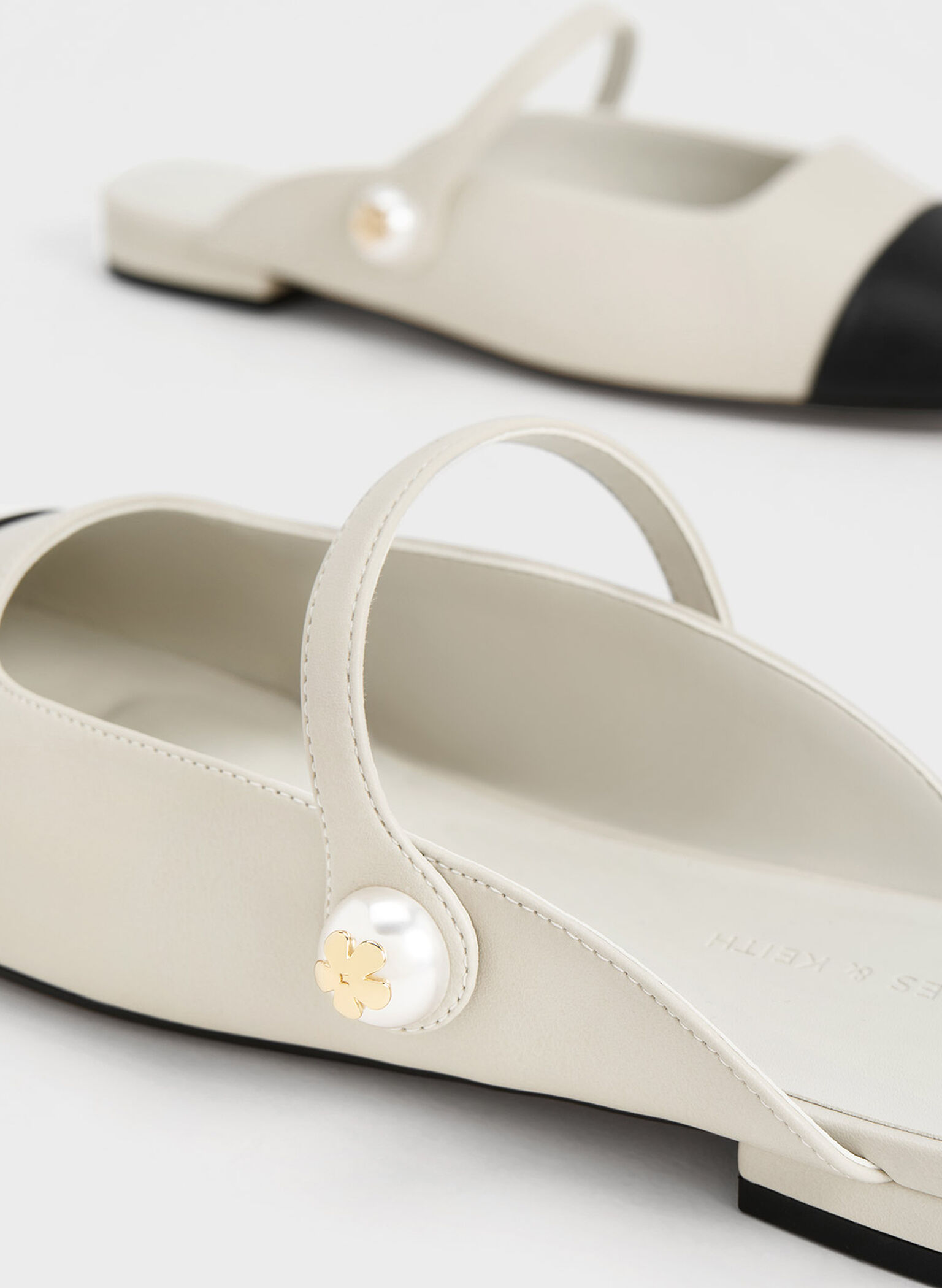 Mules planos con perlas, Blanco tiza, hi-res