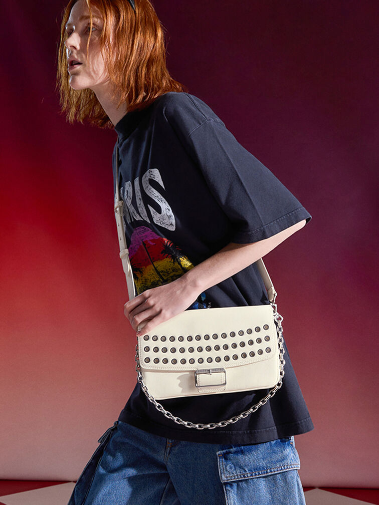 Bolso Liv con asa de cadena y ojales, Crema, hi-res