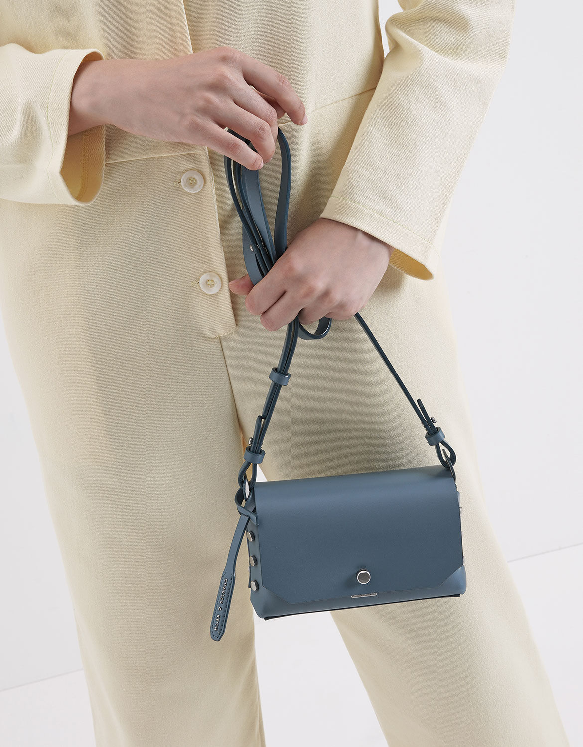 Charles and keith reversible bag Clearance