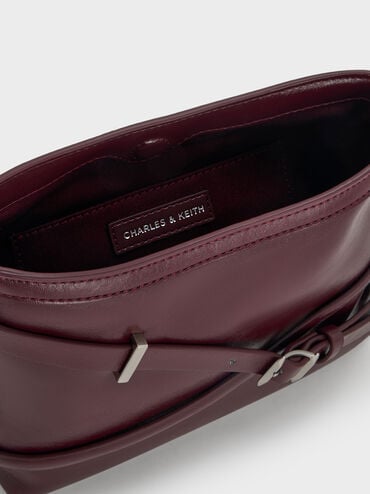 Bolsa transversal Bryna com alça de fivela, Wineberry Red, hi-res