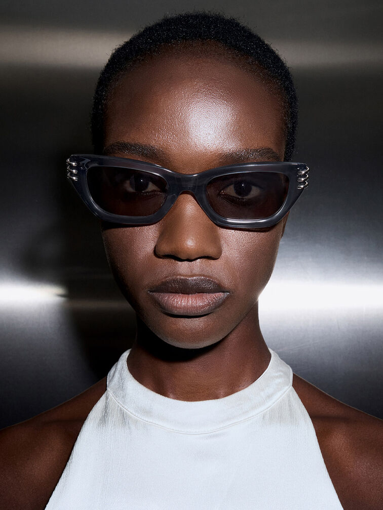 Gafas de sol cat-eye anguladas de acetato reciclado con detalles met�licos, Azul marino, hi-res