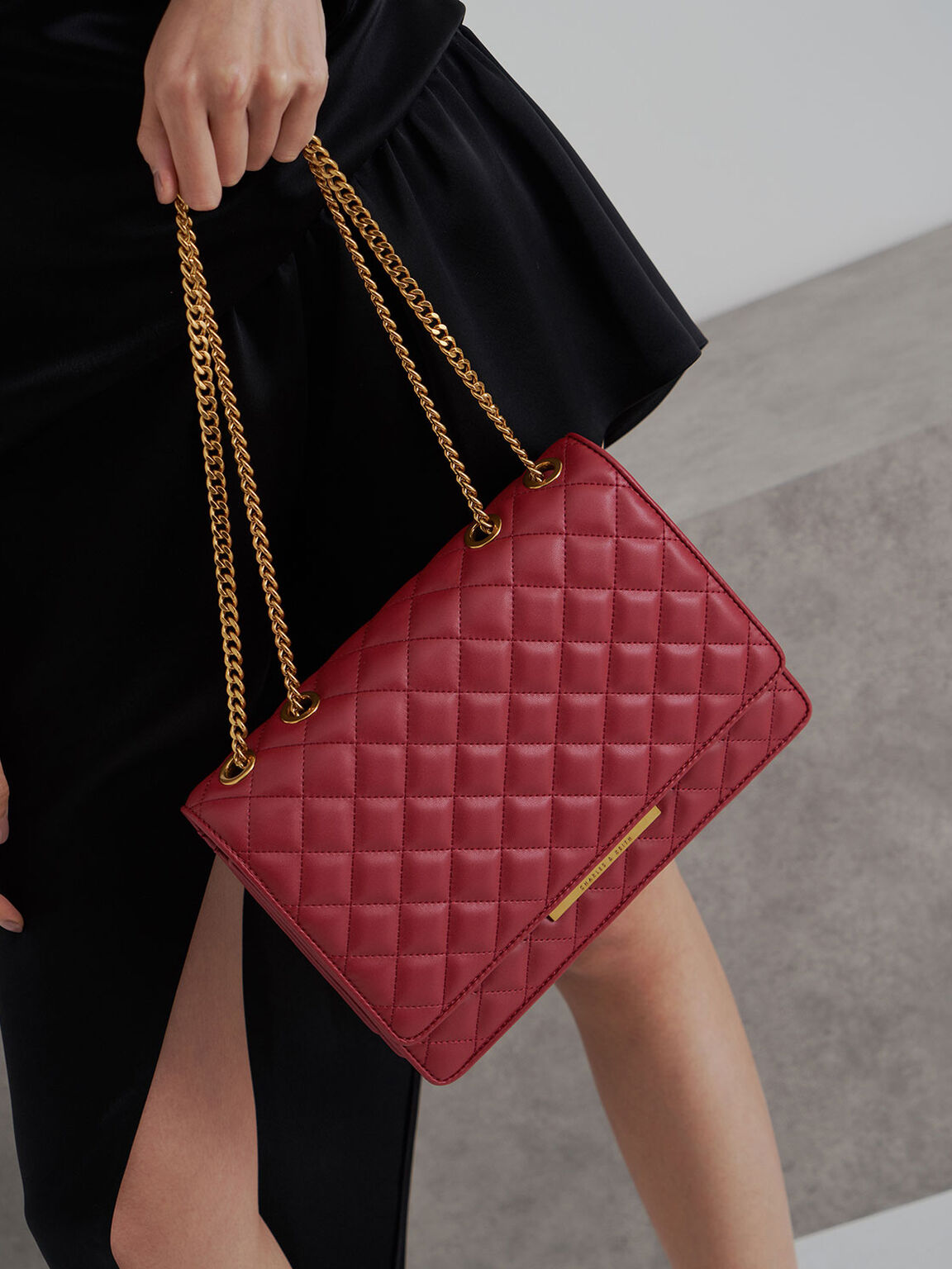 Red Quilted Chain Strap Shoulder Bag | CHARLES & KEITH International