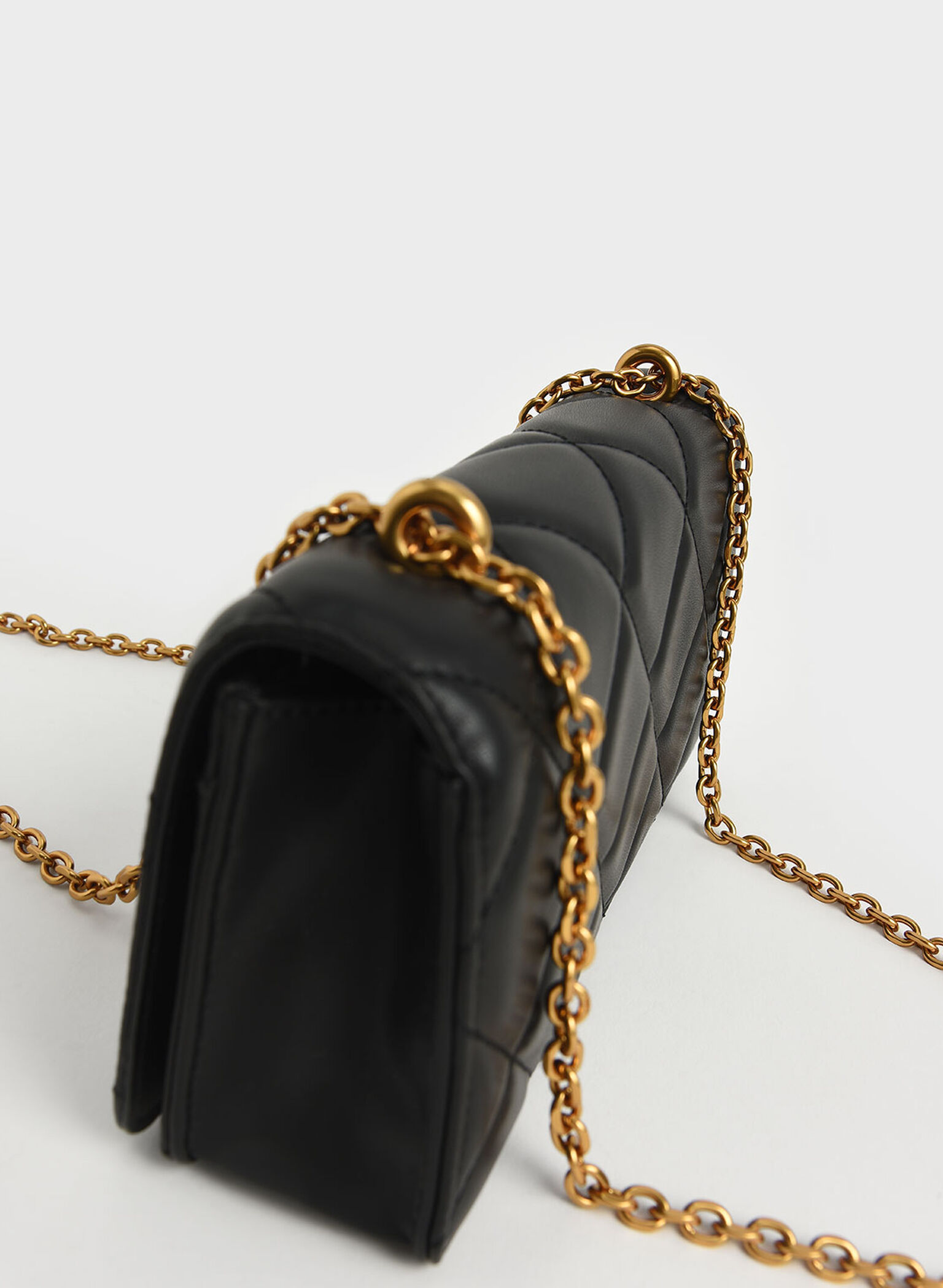 Cartera larga acolchada con asa de cadena Paffuto, Negro, hi-res