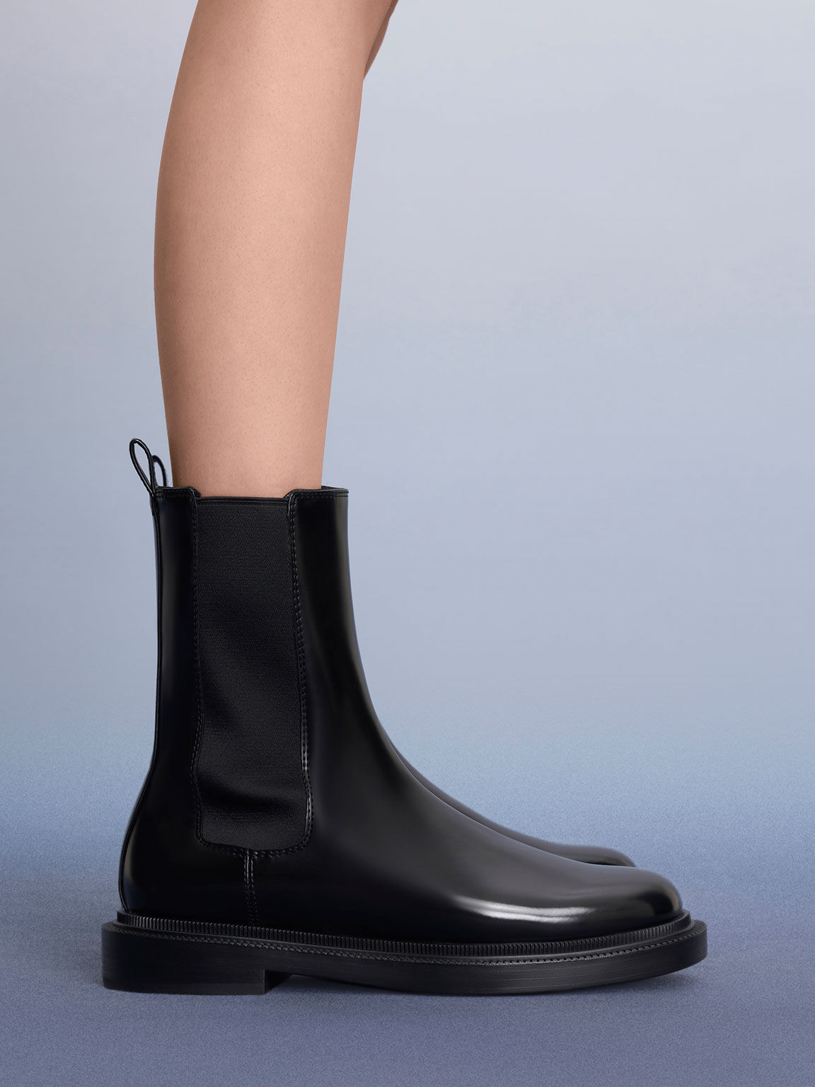 Black Classic Chelsea Boots - & US