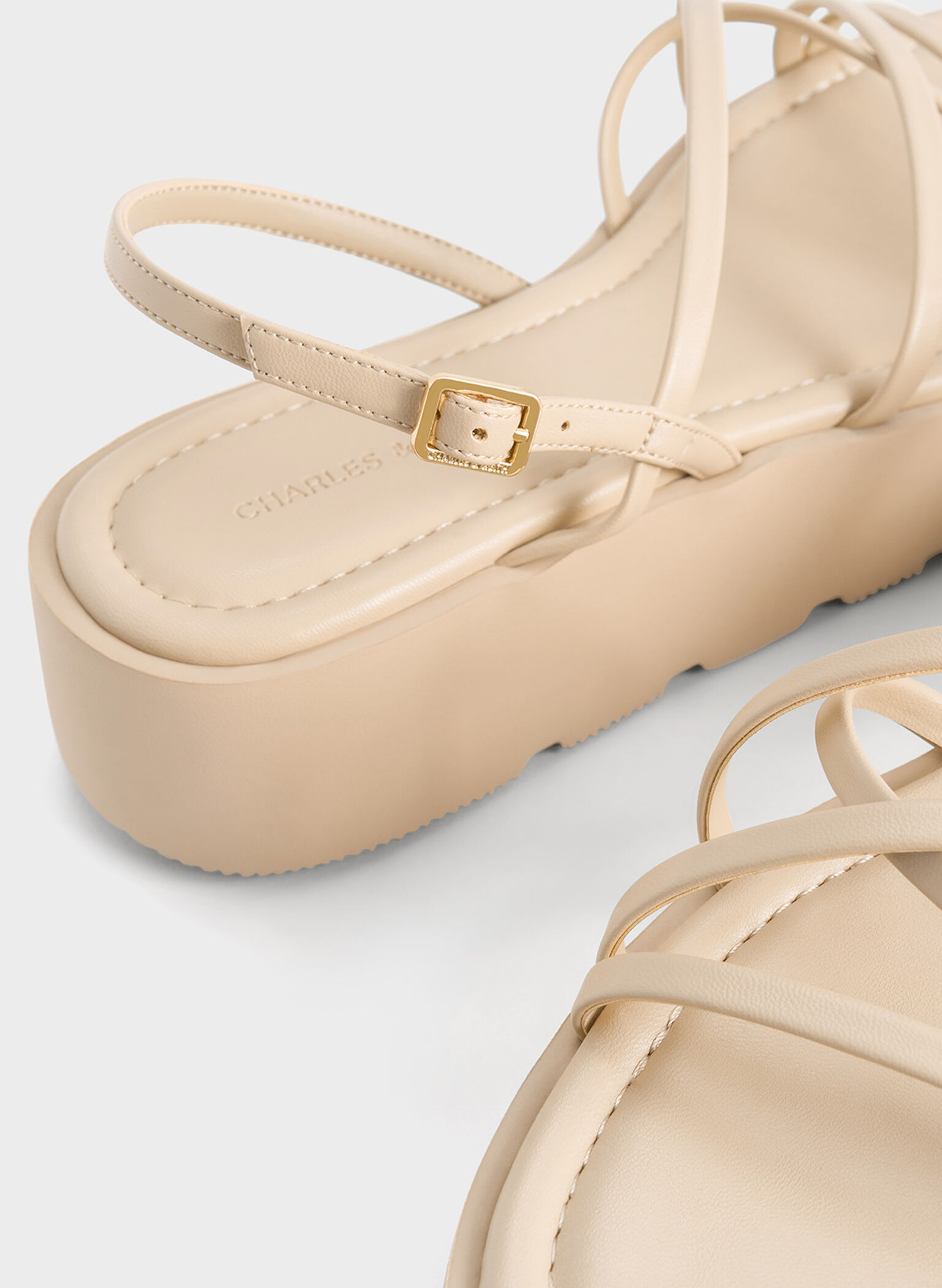 Sandalias planas con tiras y suela dentada, Gris pardo, hi-res