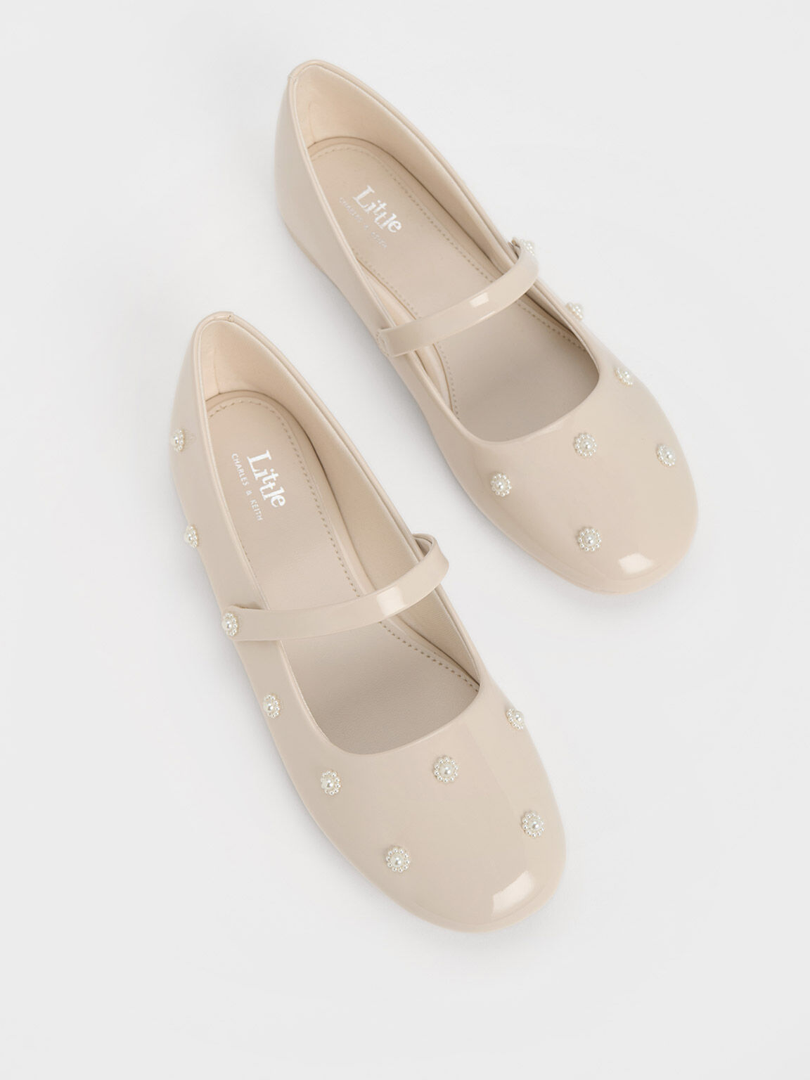 Cream dress shoes for girls clearance
