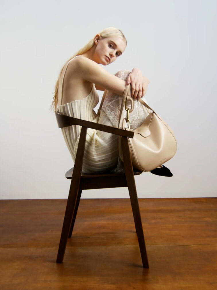 Bolso tote Kora con detalles metálicos, Beige, hi-res