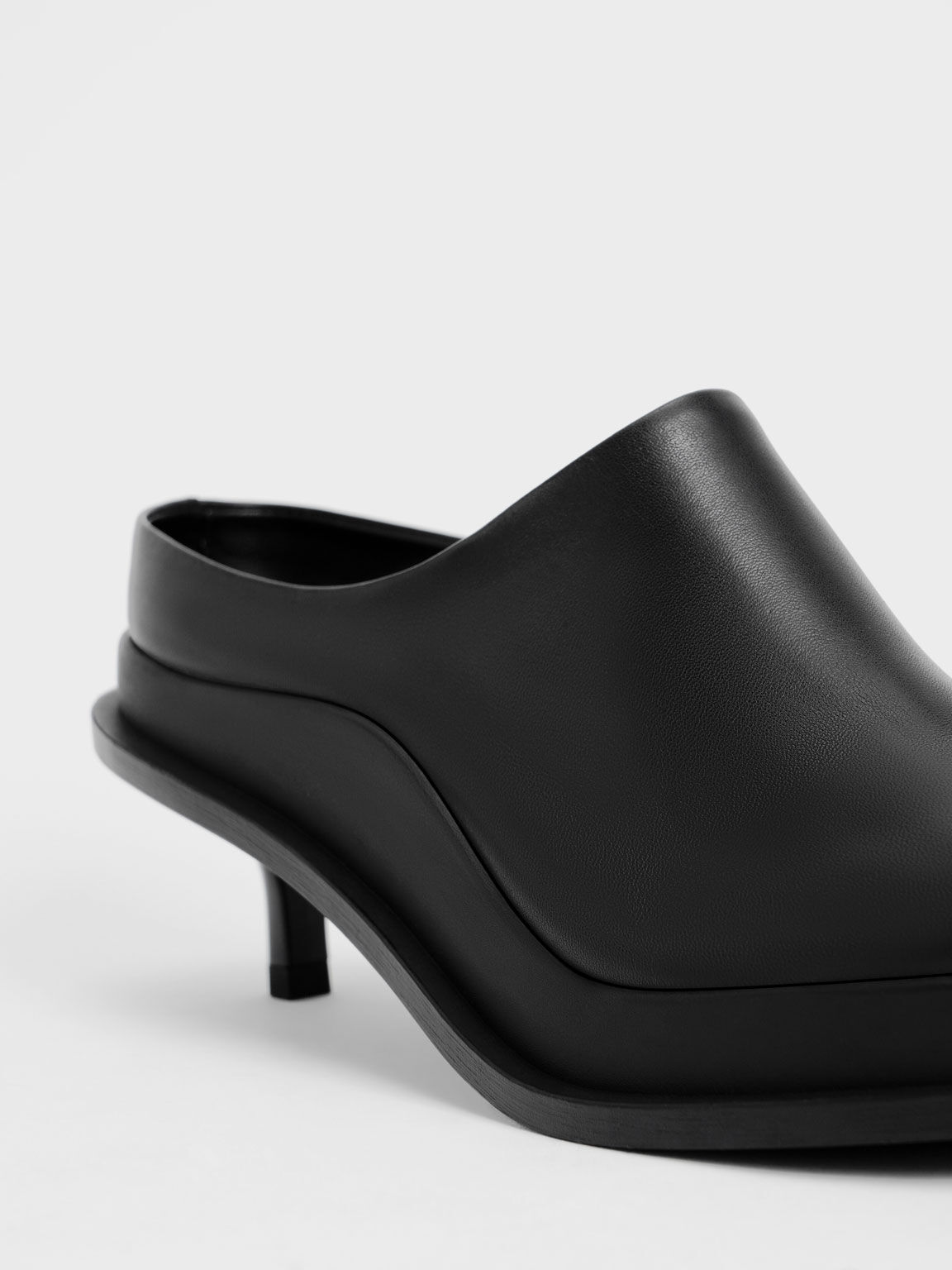 Black Frida Leather Kitten Heel Mules - CHARLES & KEITH MX