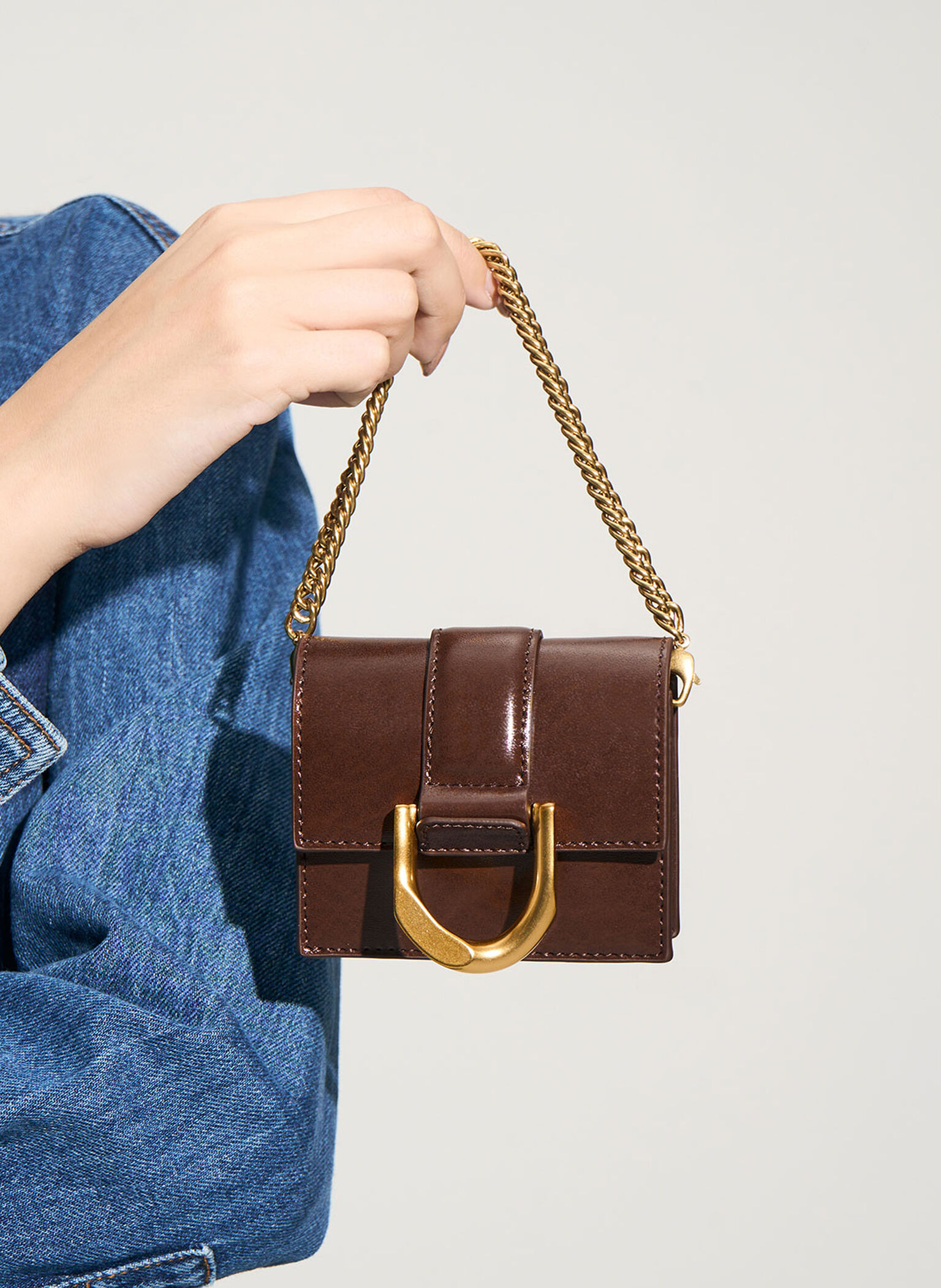 Gabine Chain-Link Card Holder, Chocolate, hi-res