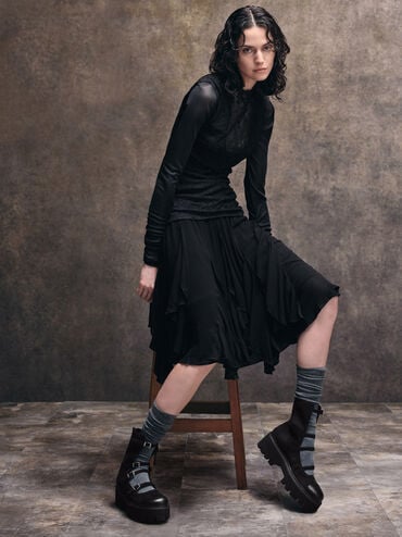 Botas Celia gruesas de antelina de caña media a la pantorrilla con múltiples tiras con hebilla, Negro texturizado, hi-res