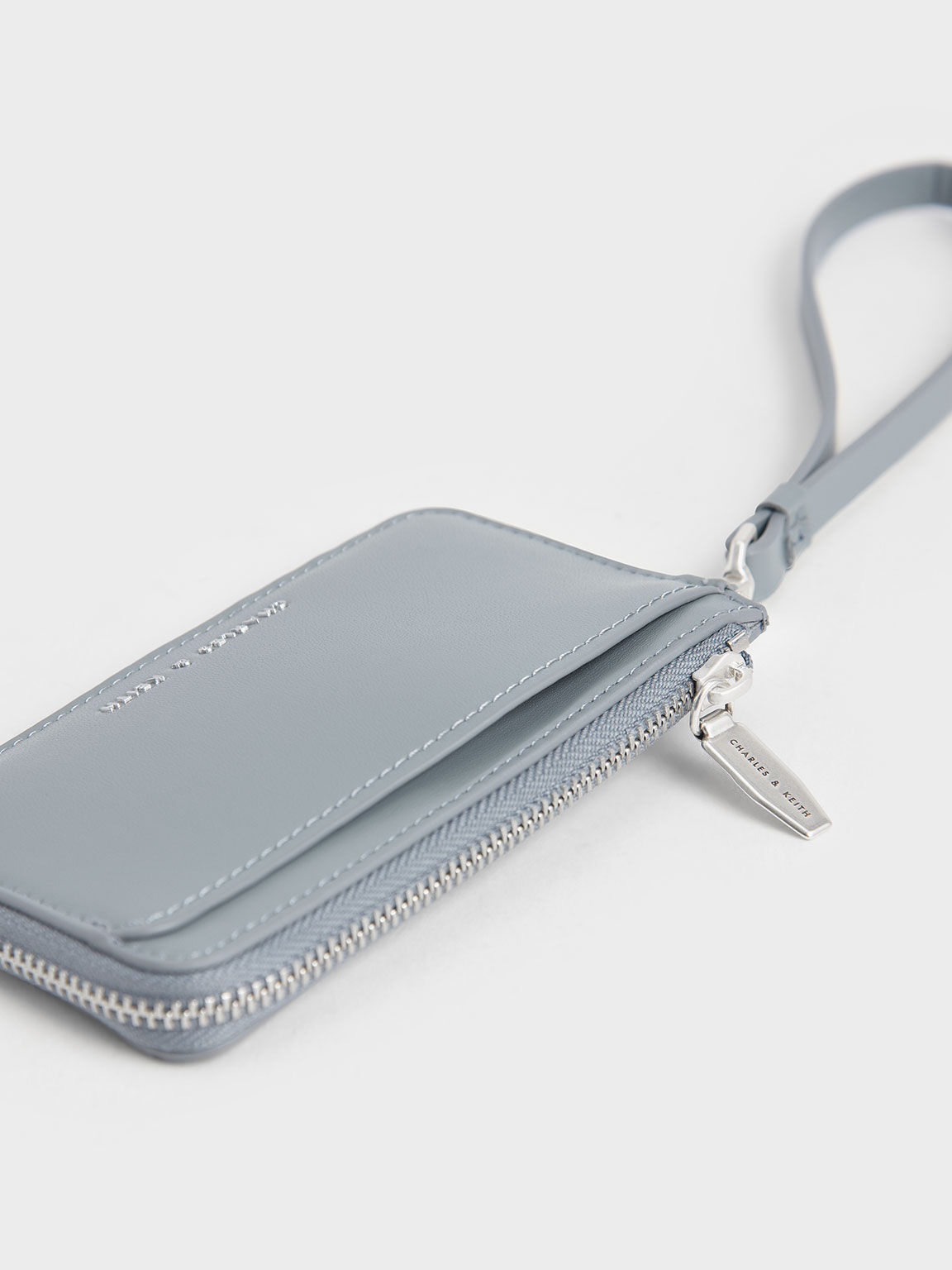 charles and keith wristlet