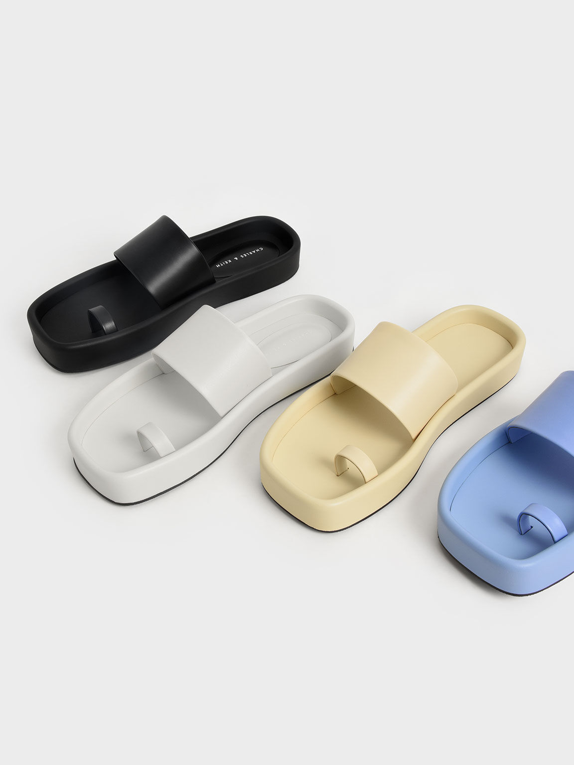 Sandalias Planas Lilou con Tira Tipo Anillo, Blue, hi-res