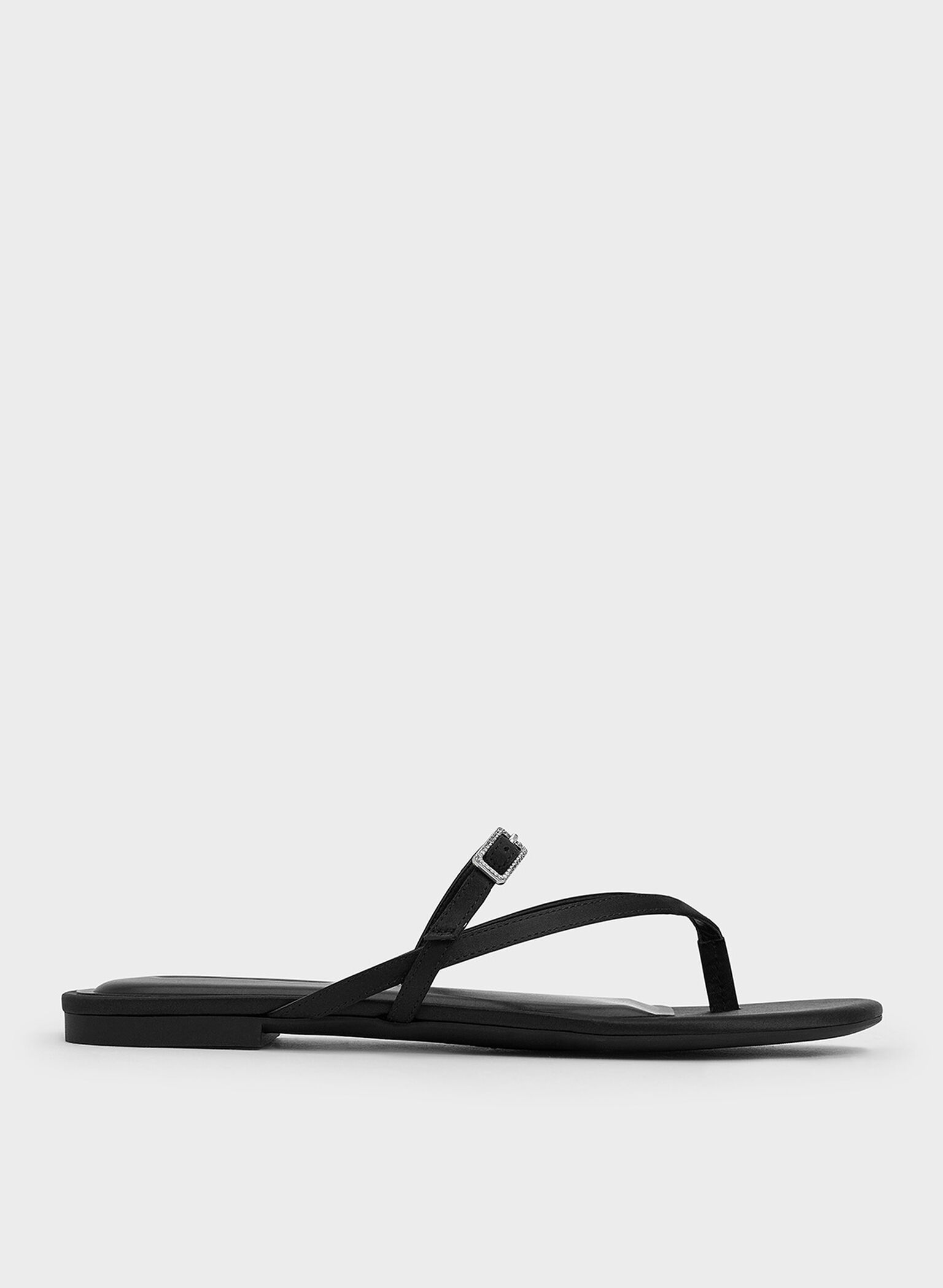 Sandalias de satén con tiras y hebilla de cristal, Negro texturizado, hi-res