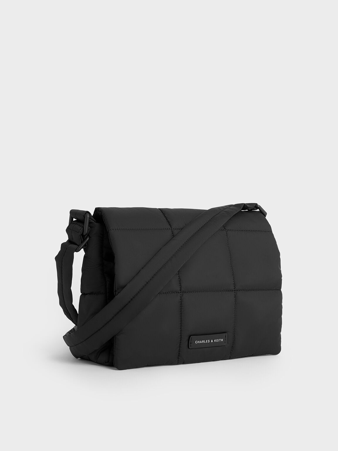 Charles & keith small crossbody bag hotsell