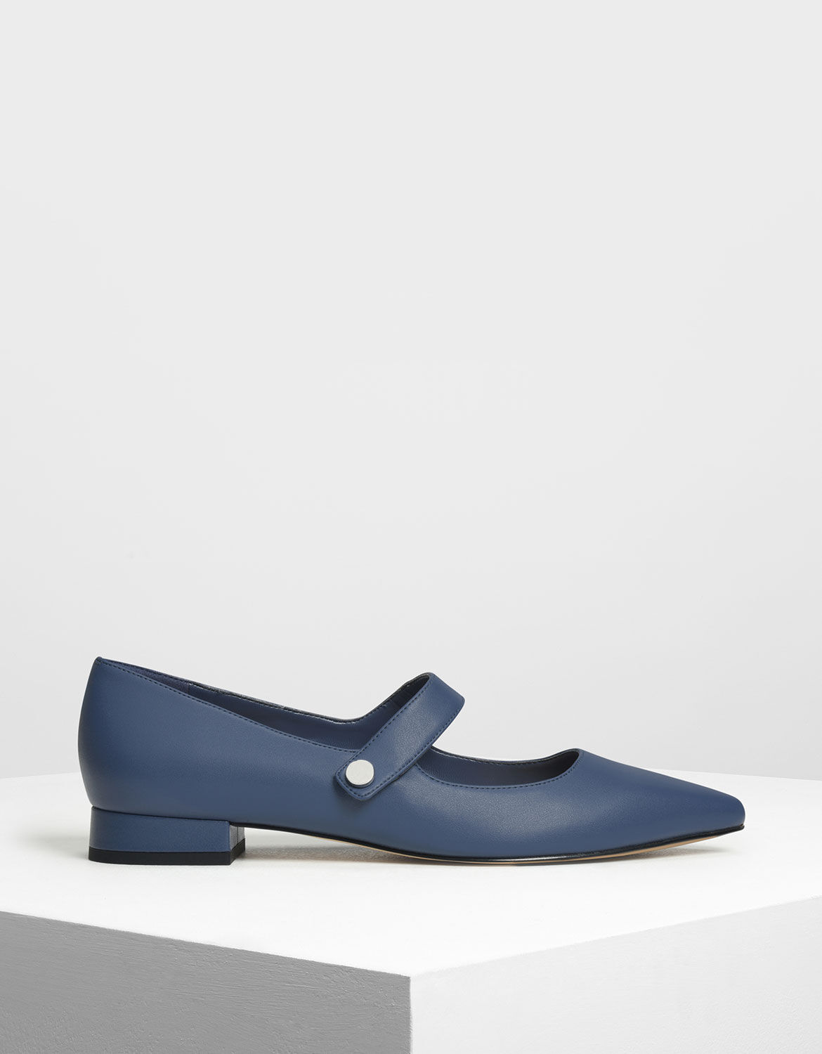 pointed toe mary janes