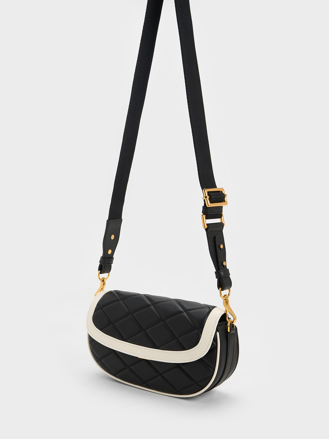 Lillie Curved Chain Handle Bag, Black, hi-res