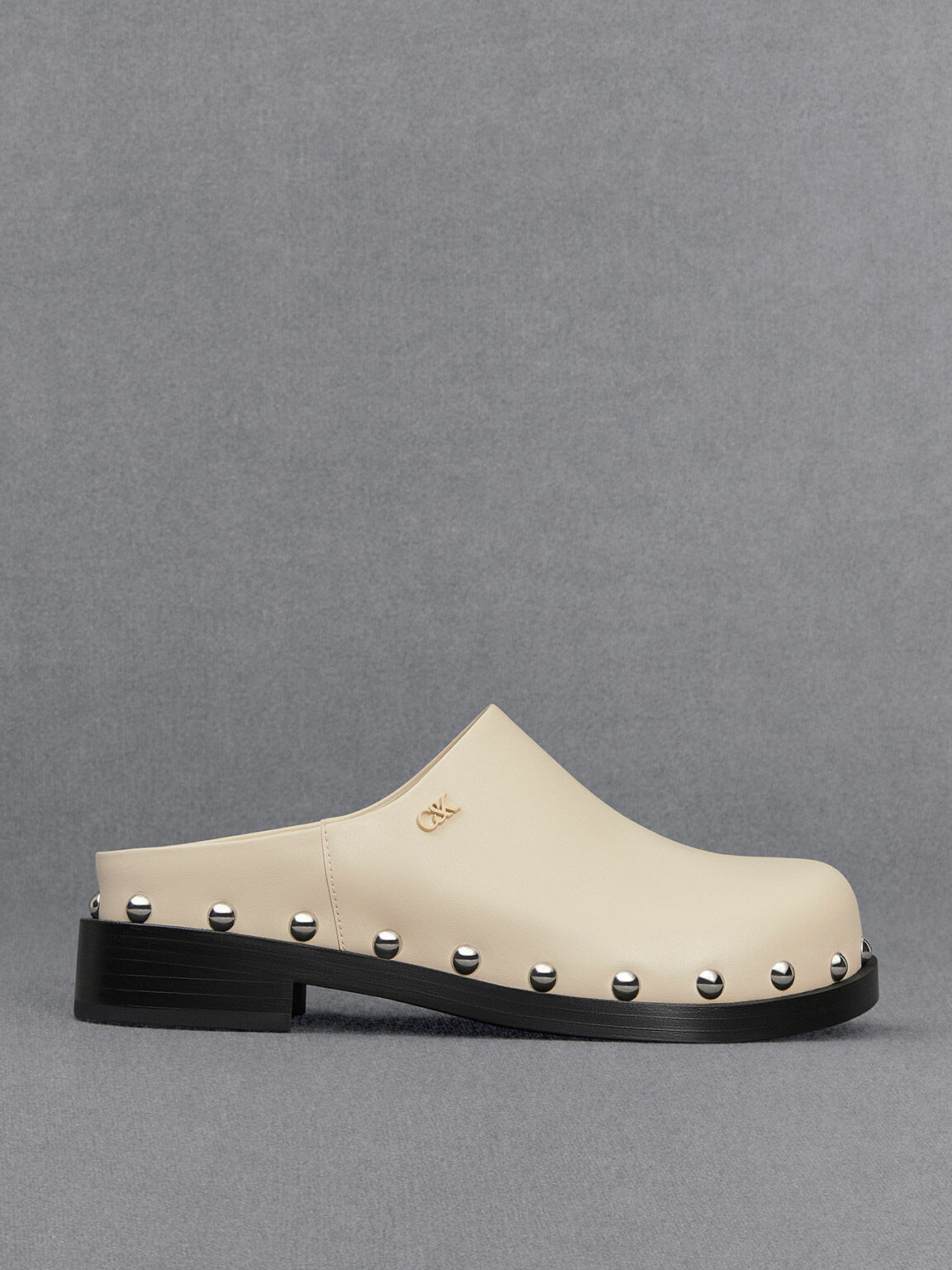 Gray clogs hotsell