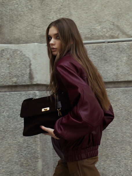 Kerry 麂皮肩背包, 濃縮咖啡棕, hi-res