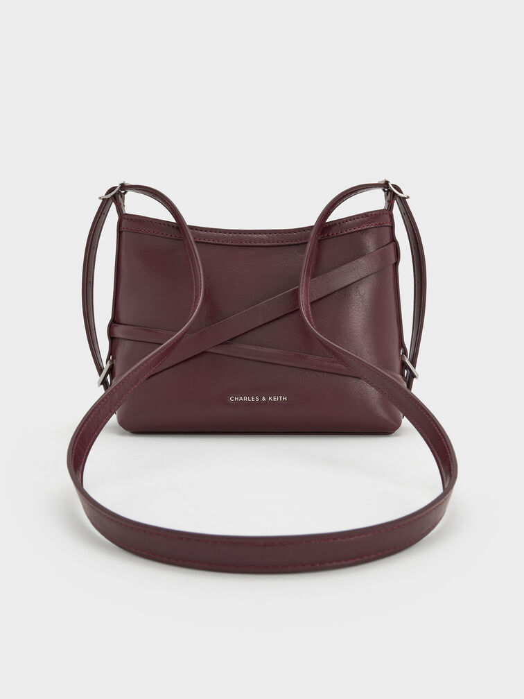 Bolsa transversal Bryna com alça de fivela, Wineberry Red, hi-res
