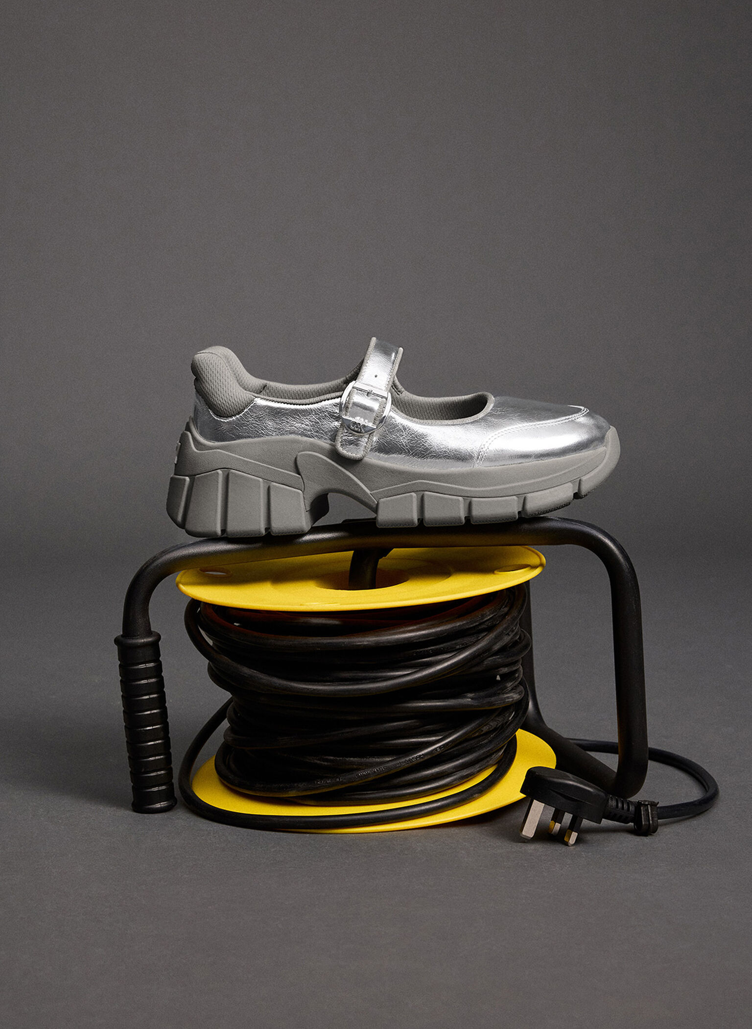 Zapatillas deportivas metalizados Mary Jane de cuero y tejido reciclado Yunna, Plateado, hi-res