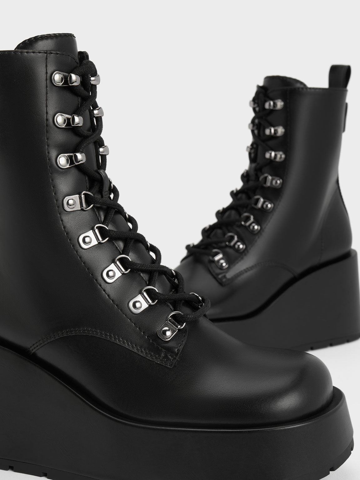 Black wedge combat online boots